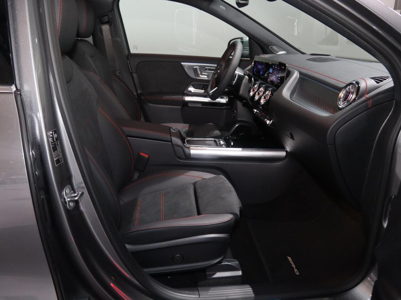 Mercedes-Benz EQA 250+ Business Solution AMG 71 kWh | Panoramaschuifdak | Dodehoekassistent | Head-up | Burmester | Winterpakket |