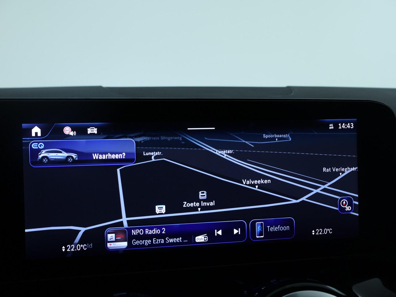 Mercedes-Benz EQA 250+ AMG Line | Nightpakket | Panorama schuif/kanteldak | Stuur - en Stoelverwarming | Parkeerpakket met achteruitrijcamera | KEYLESS-GO comfort pakket | Winter pakket | EASY PACK achterklep | Alarm SCM3