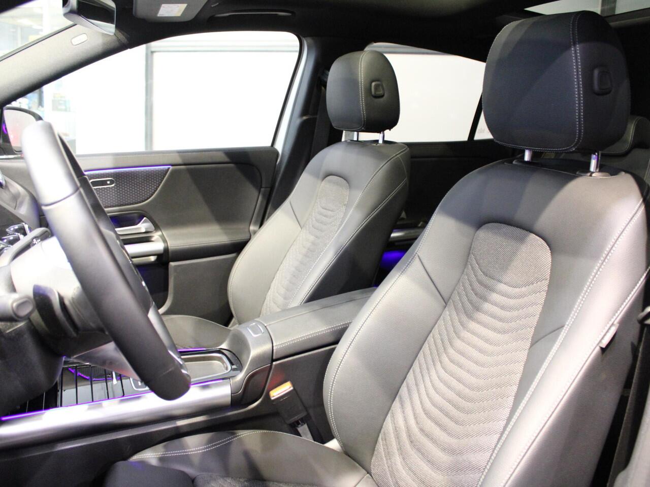 Mercedes-Benz EQA 250+ Business Line 71 kWh Panorama dak