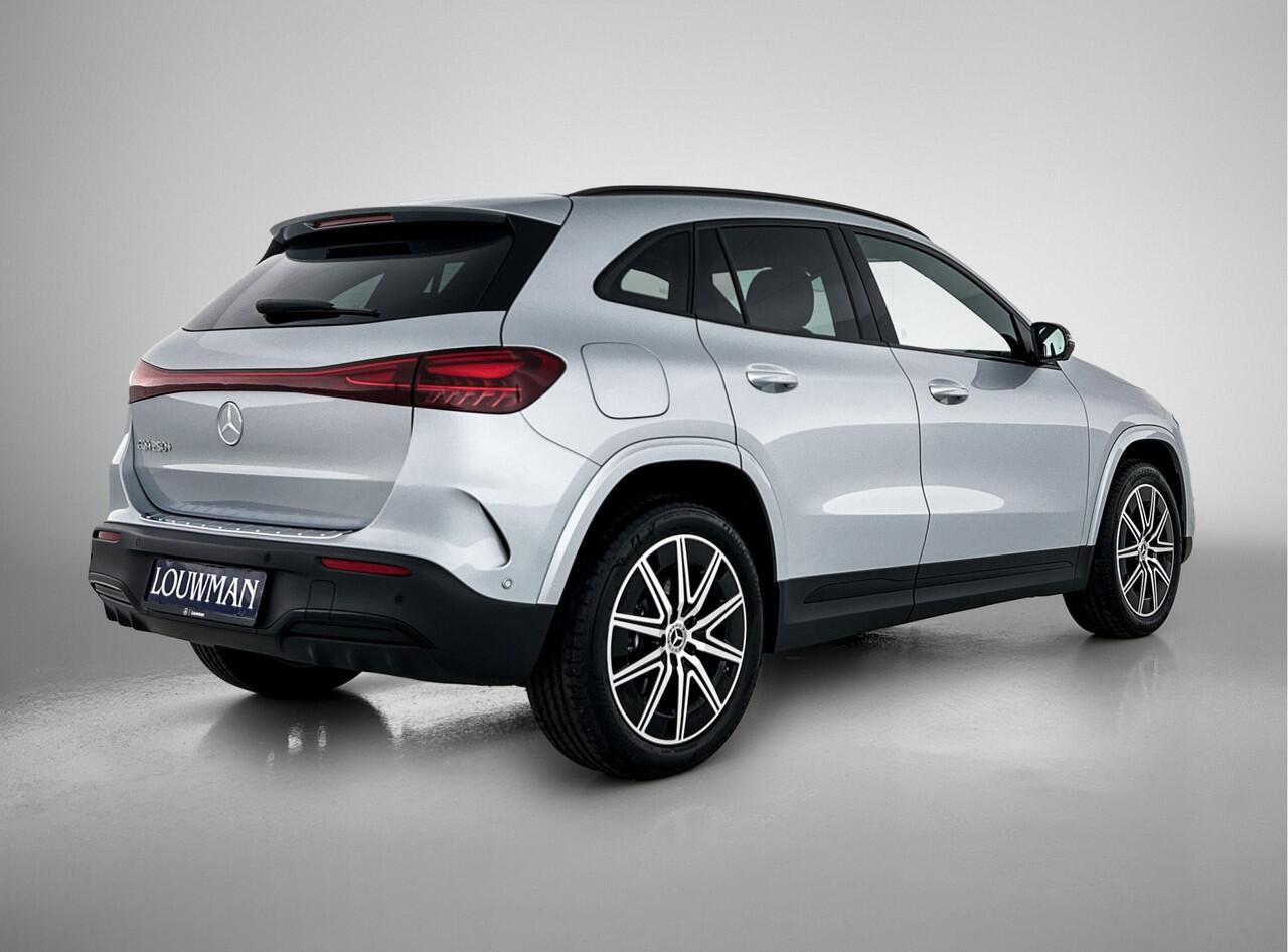 Mercedes-Benz EQA 250+ Business Solution AMG 71 kWh | Trekhaak | Nightpakket | Premium pakket | Parkeerpakket met 360°-camera | EASY PACK achterklep | KEYLESS-GO comfort pakket | Head-up display | Dodehoekassistent | Sfeerverlichting |