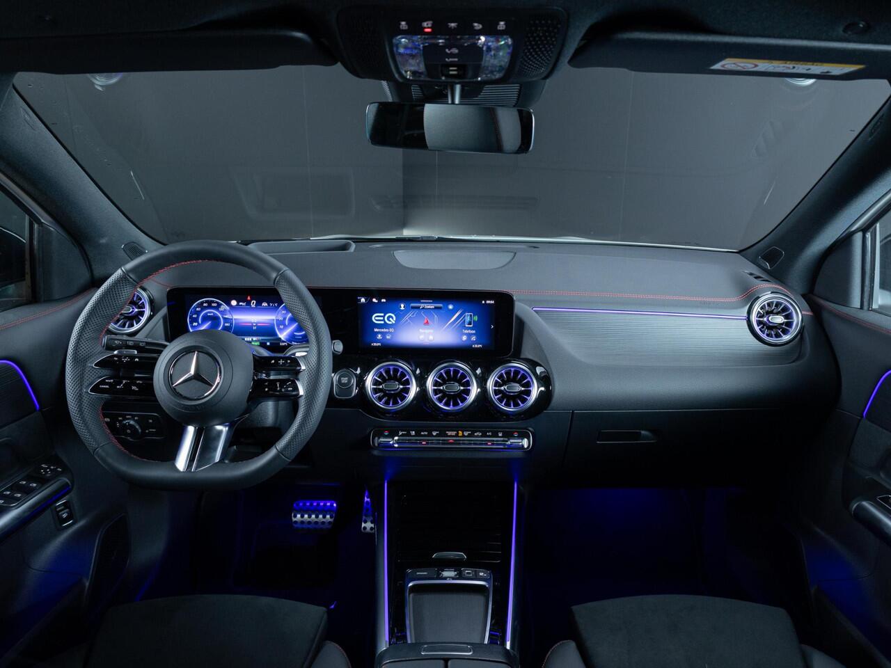 Mercedes-Benz EQA 250+ Business Solution AMG Panorama dak | Trekhaak