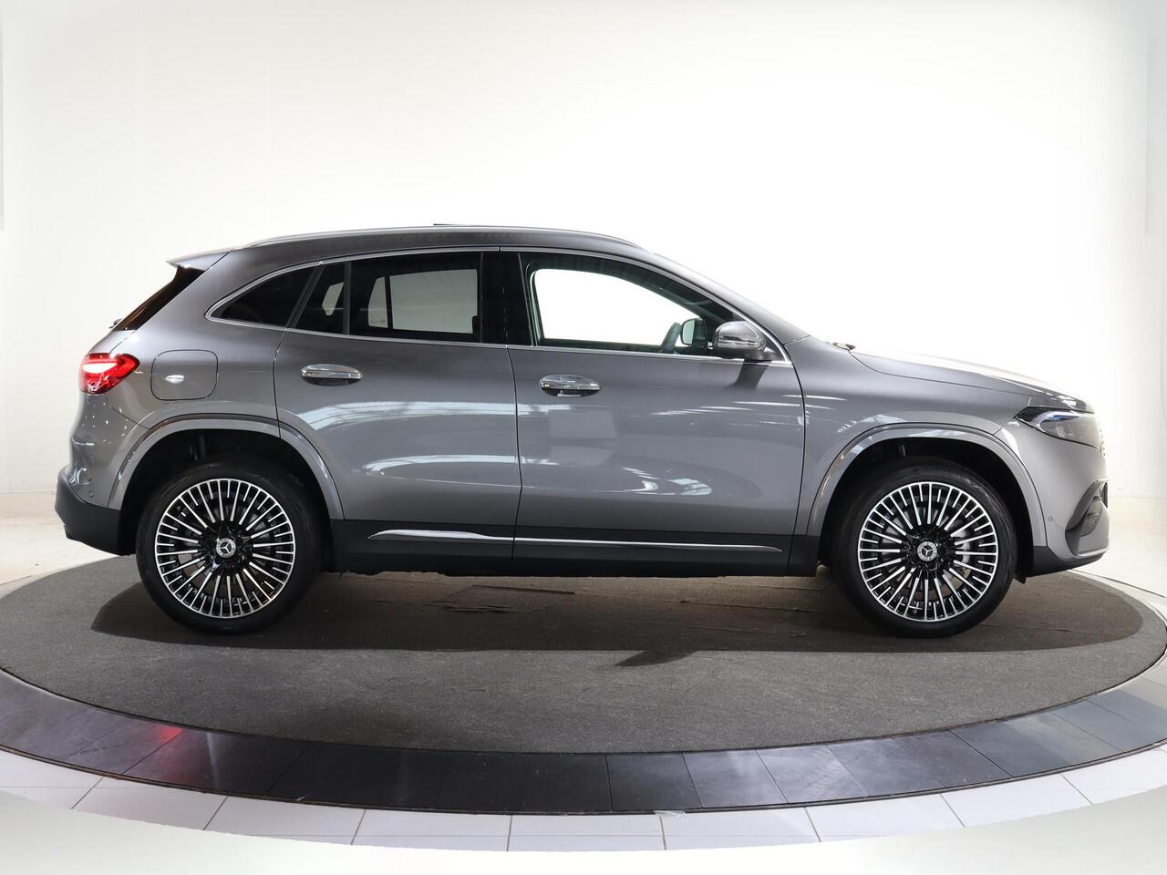 Mercedes-Benz EQA 250+ Business Solution AMG 71 kWh | Panoramaschuifdak | Dodehoekassistent | Head-up | Burmester | Winterpakket |