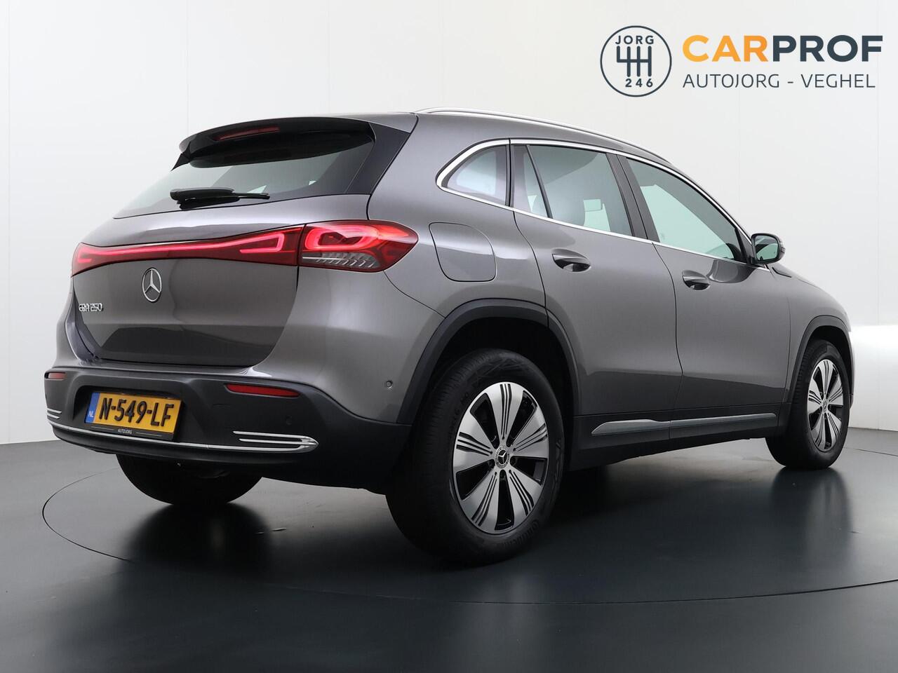 Mercedes-Benz EQA 250 Business Solution Luxury 67 kWh SOH 91% | Navigatie | Camera | Stoelverwarming