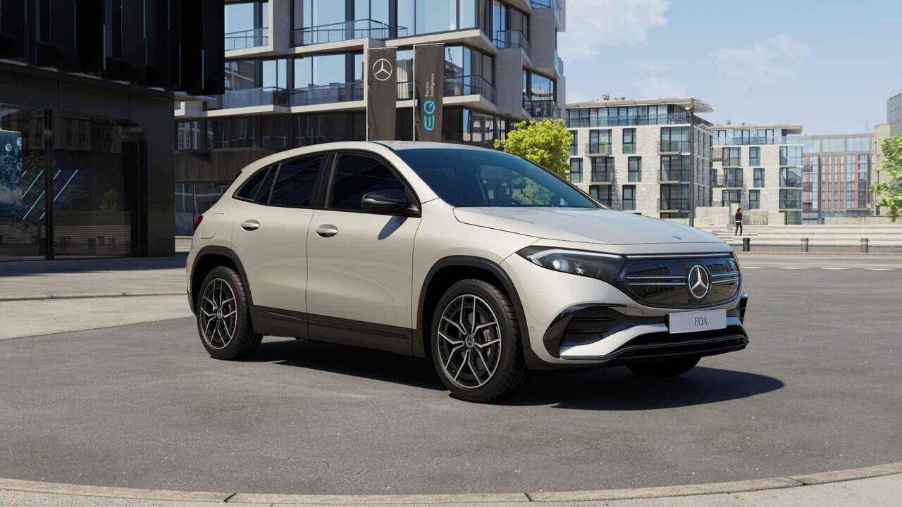 Mercedes-Benz EQA 250+ AMG Line 71 kWh | Night pakket | Stoelverwarming | Widescreen | Sfeerverlichting |