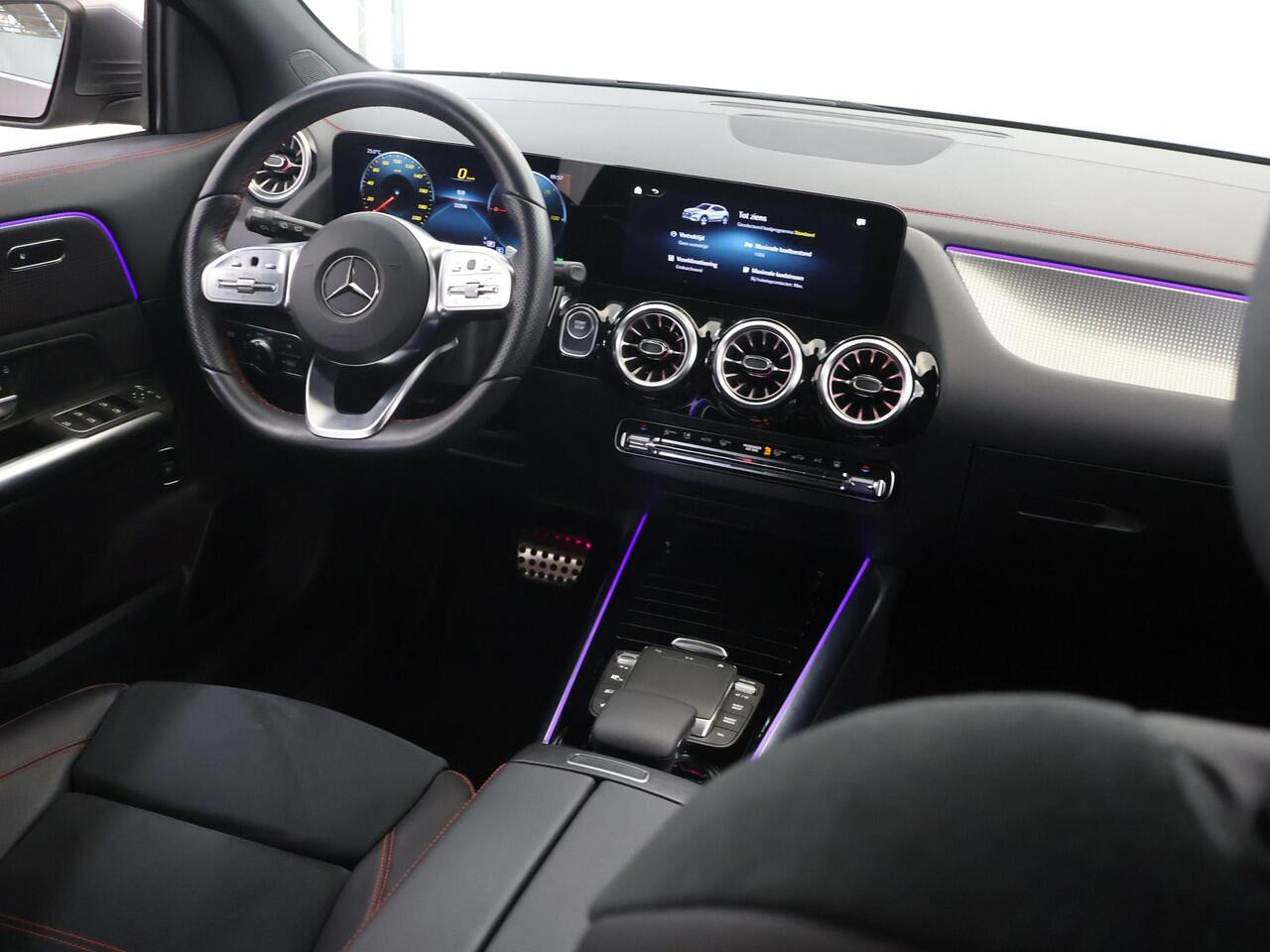 Mercedes-Benz EQA 250 Sport Edition 67 kWh | AMG | 19" lichtmetalen velgen | Stoelverwarming | Sfeerverlichting | Keyless |