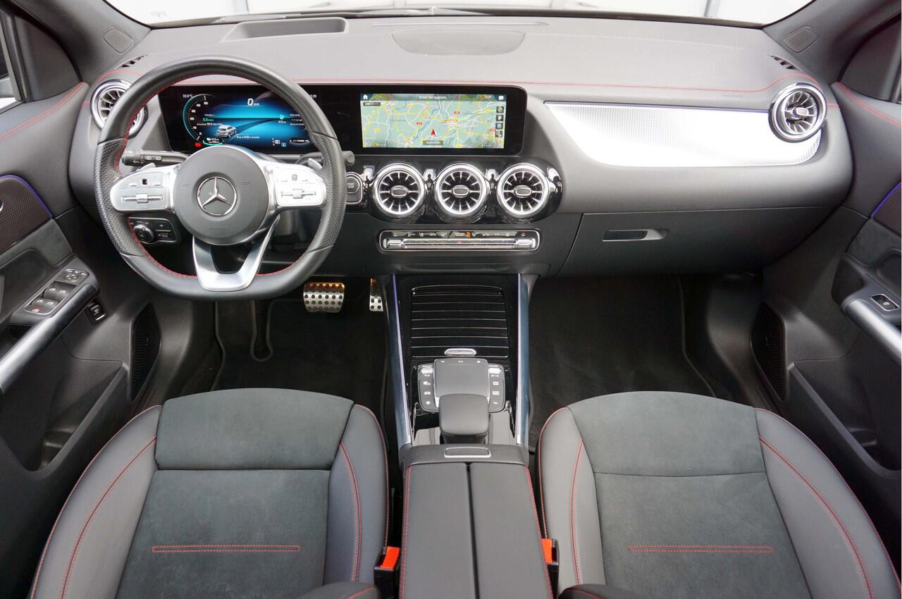 Mercedes-Benz EQA 250 Sport Edition 67kWh SOH 98% AMG Pano