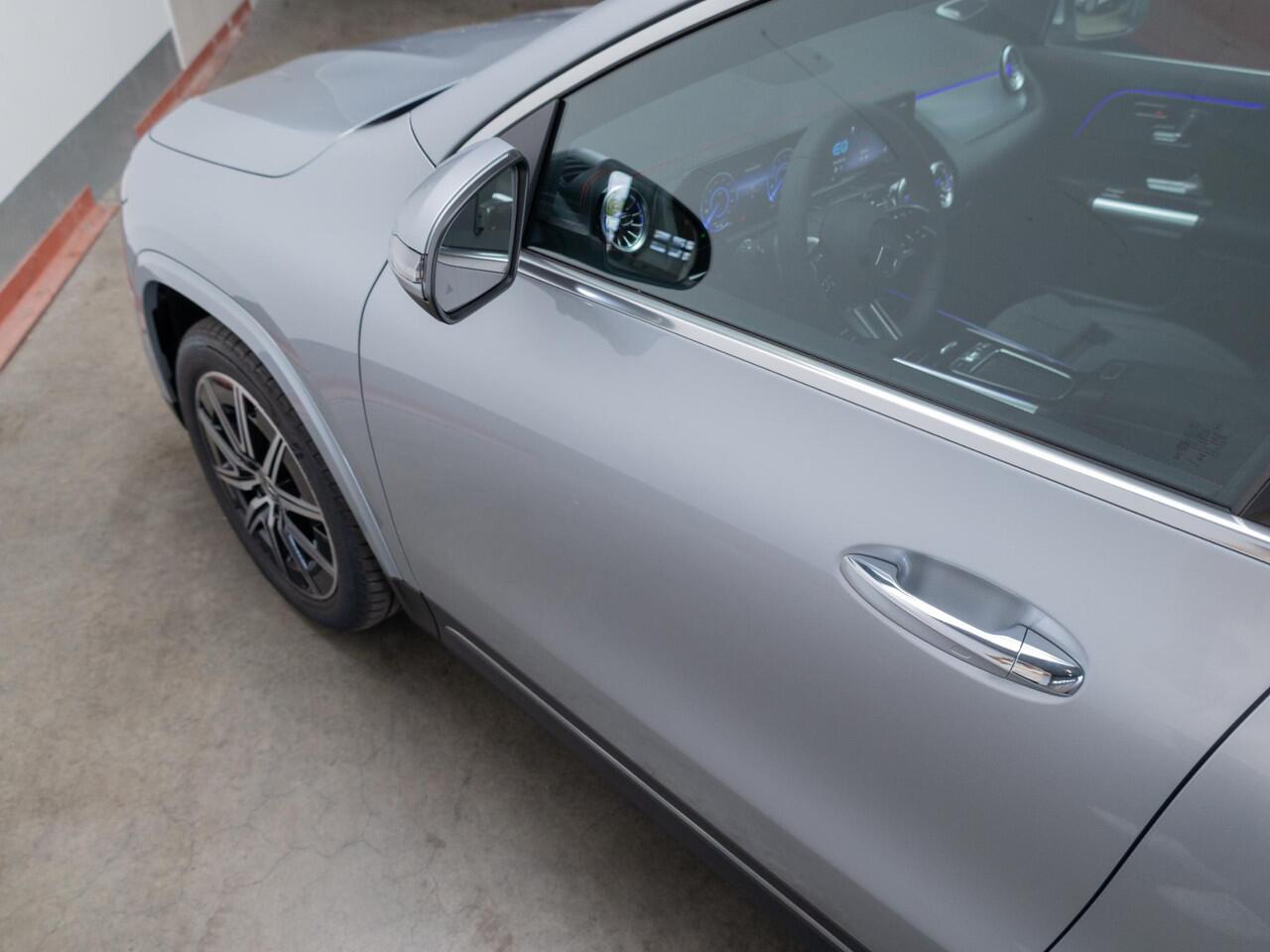 Mercedes-Benz EQA 250+ Business Solution AMG Panorama dak