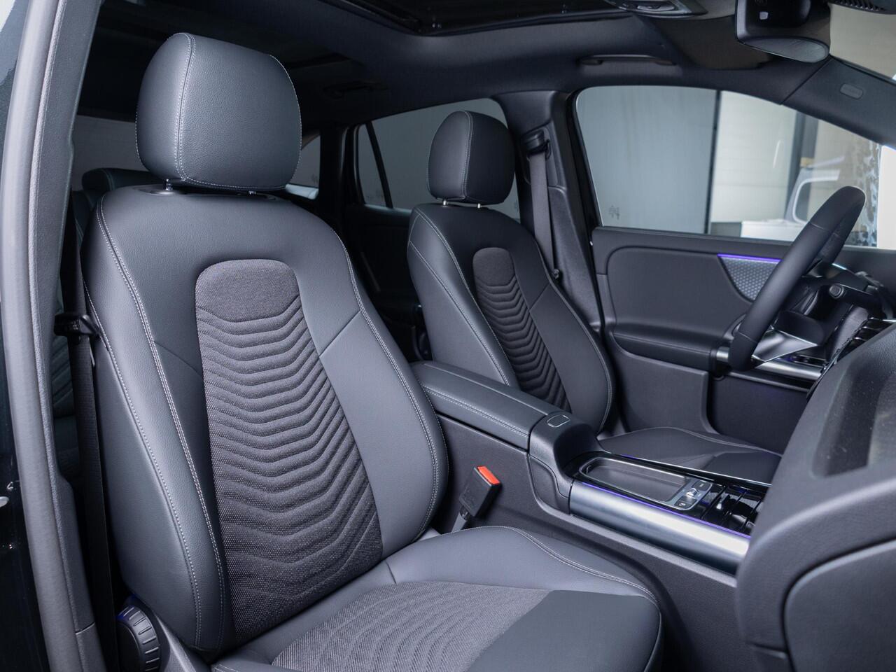 Mercedes-Benz EQA 250+ Business Line LIMITED 71 kWh Panorama dak | Trekhaak