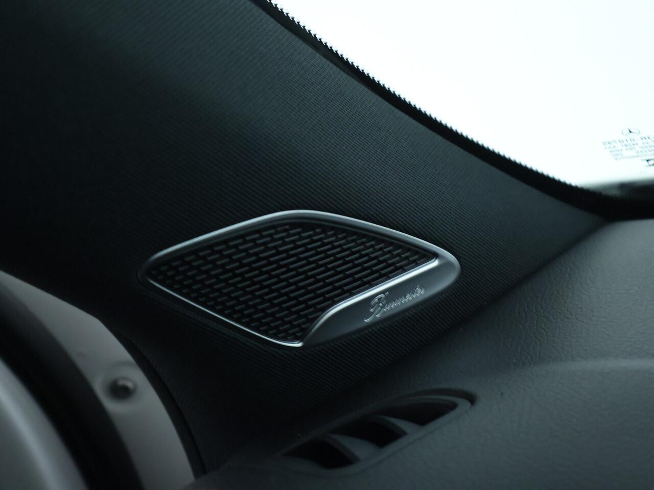 Mercedes-Benz EQB 250+ Business Solution AMG Line 7p. 71 kWh | Premium pakket | GUARD 360° Voertuigbescherming Plus | Parkeerpakket met 360°-camera | EASY PACK achterklep | Burmester Surround Sound systeem | Head-up display |