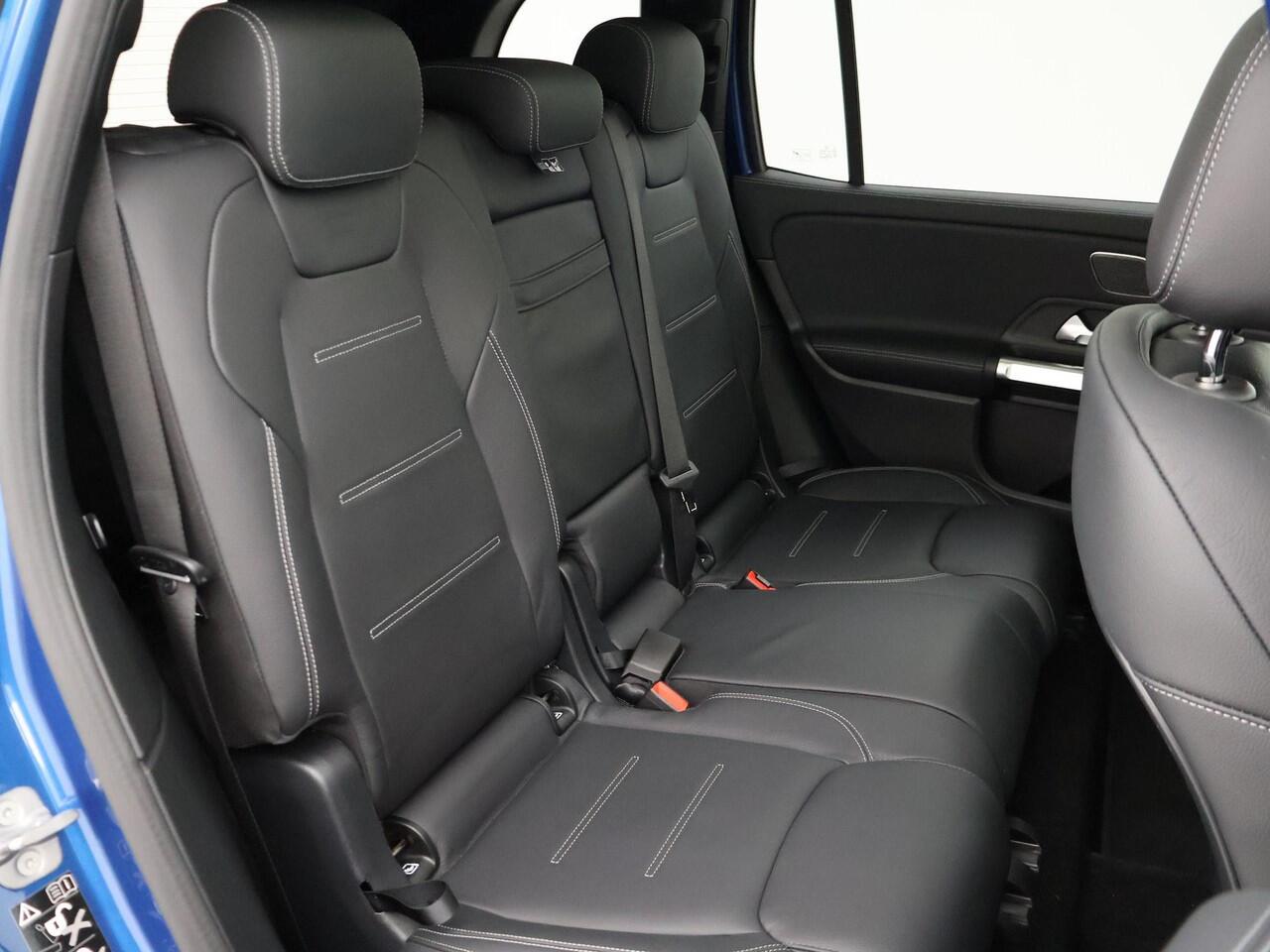 Mercedes-Benz EQB 350 4MATIC 292 PK 7-PERS. AMG LINE 67 kWh + LEDER | 360 CAMERA | PANORAMA | SFEERVERLICHTING