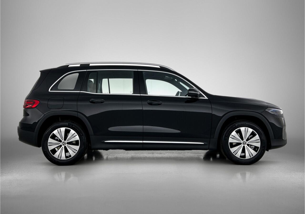 Mercedes-Benz EQB 250+ Business Solution 71 kWh | Parkeerpakket met achteruitrijcamera | EASY PACK achterklep | Sfeerverlichting | Stoelverwarming voor | Licht- en zicht pakket | USB-pakket | Zitcomfortpakket |