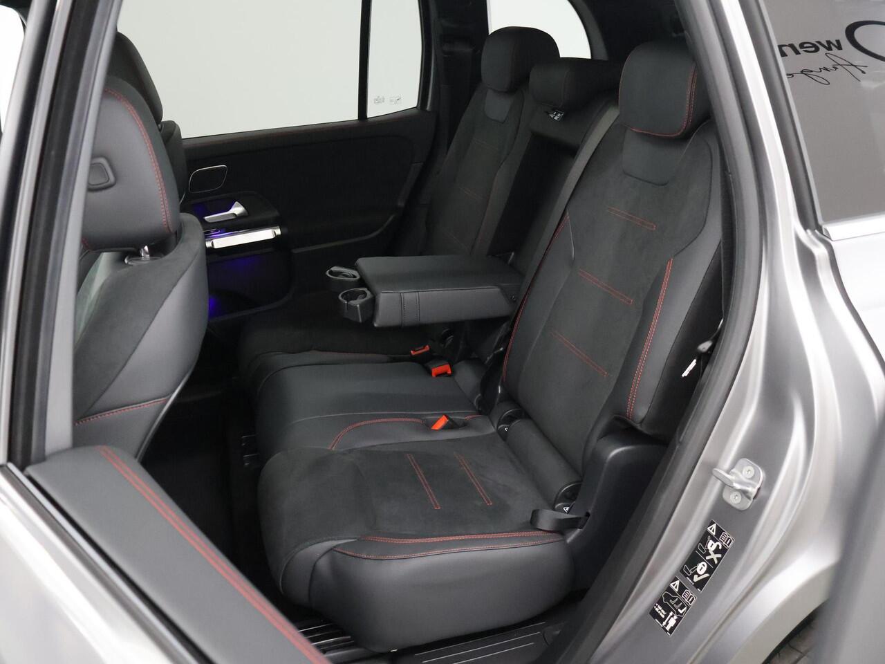 Mercedes-Benz EQB 250+ AMG Line 71 kWh | Premium pakket | 20-Inch | Panoramadak | Memory pakket | Burmester Sound | Adapt. demping | Apple Car Play | HUD | Keyless-Go | 360 graden