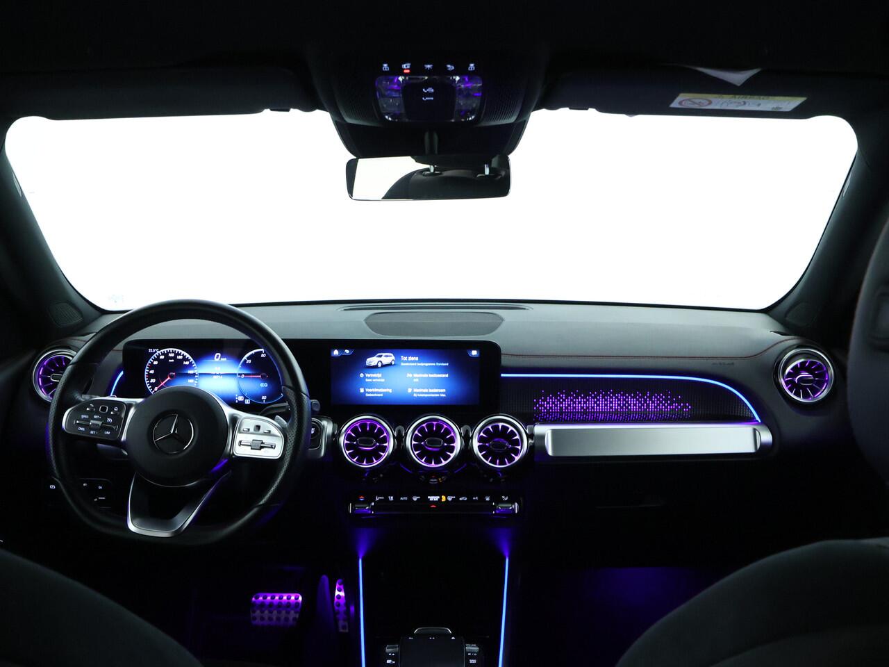 Mercedes-Benz EQB 250 AMG Line 67 kWh | AMG Line | Achteruitrijcamera | EASY PACK achterklep | MBUX augmented reality voor navigatie | Inclusief 48 maanden MB Certified garantie voor Europa.