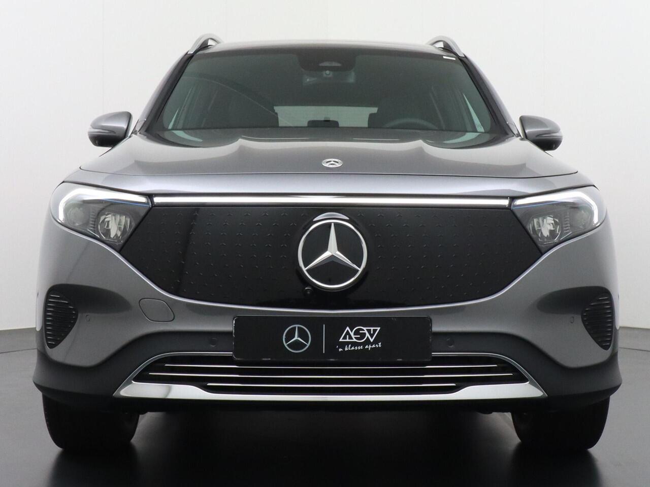 Mercedes-Benz EQB 250+ Business Solution Luxury 7pers. 71 kWh Accu | Distronic Cruise Control | Memorystoelen | Panorama - Schuifdak | Apple Carplay & Android Auto | 360° Camera | Sfeerverlichting | Verwarmd Stuurwiel
