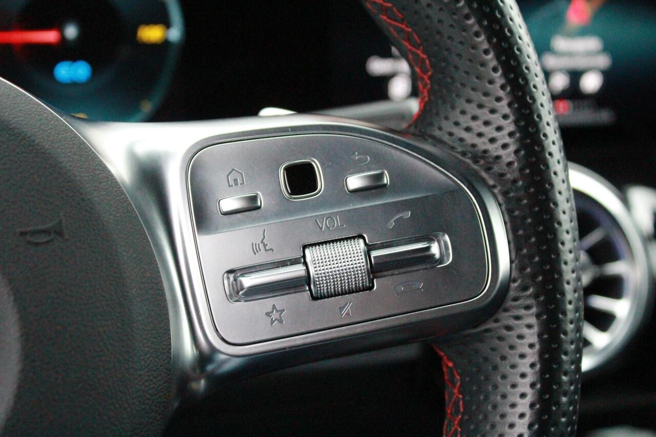 Mercedes-Benz EQB 250 AMG Line | Camera | Carplay | Sfeer |