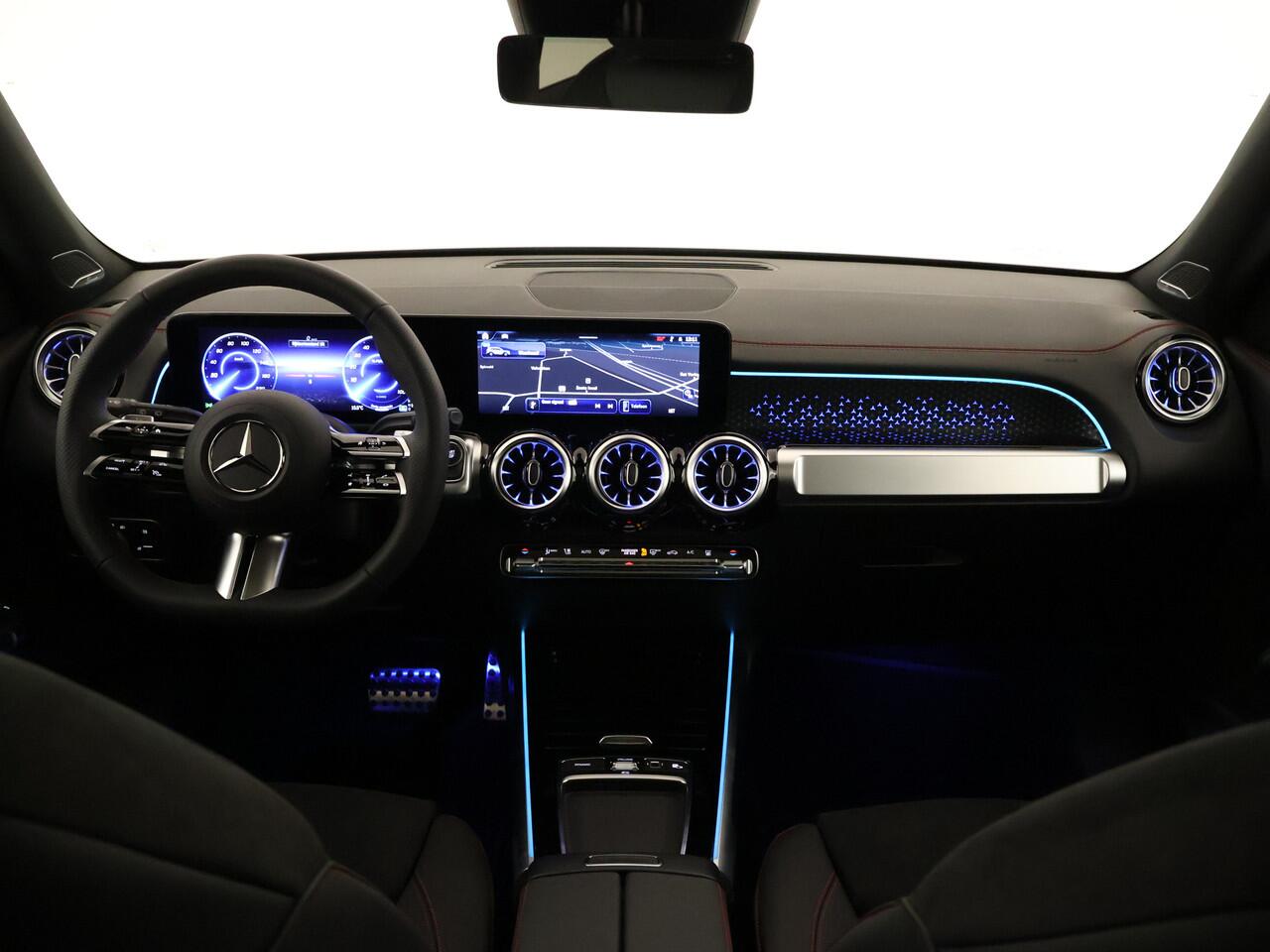 Mercedes-Benz EQB 250+ AMG Line 71 kWh | Nightpakket | Verstelbare demping | Parkeerpakket met achteruitrijcamera | KEYLESS-GO comfort pakket | Inclusief 24 maanden MB Certified garantie voor Europa.