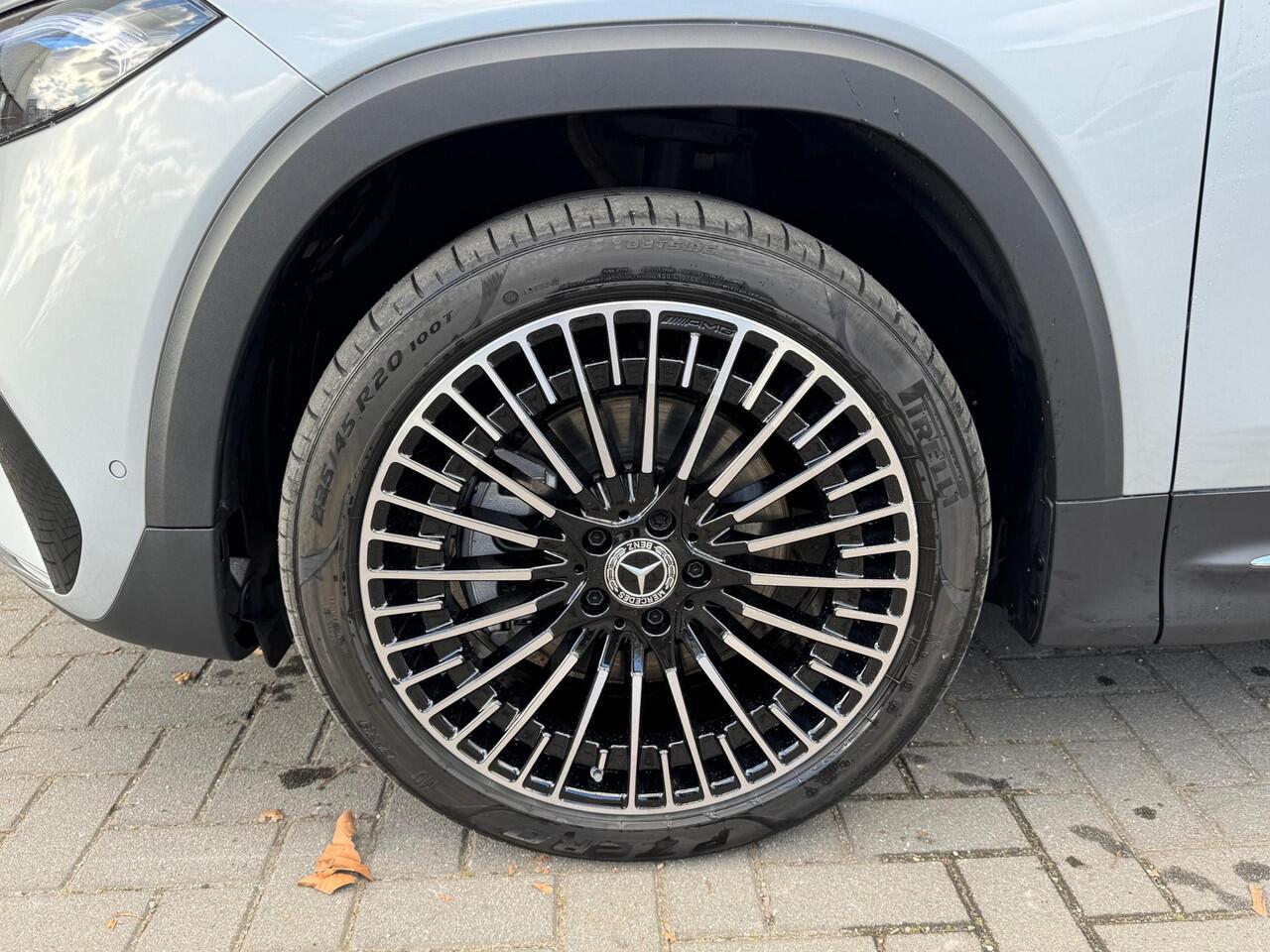 Mercedes-Benz EQB 250+ AMG Line | 7 Zits! | Panoramadak | Achteruitrijcamera | Memorystoelen Verwarmd | Sfeerverlichting | Apple & Android Carplay