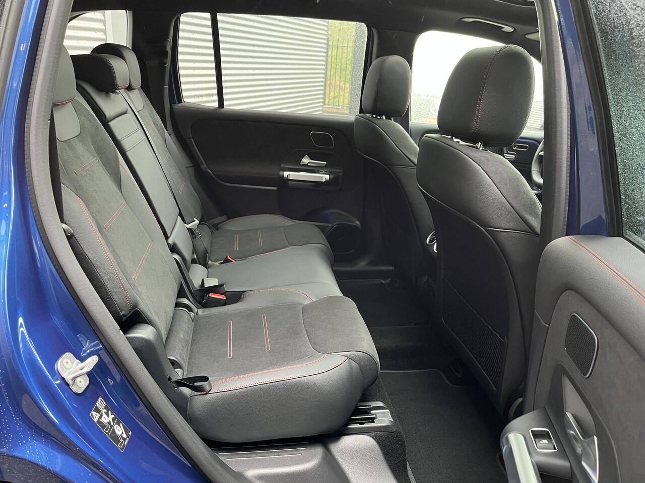 Mercedes-Benz EQB 250+ AMG Line | Rijassistentiepakket | Premium Pakket | Night Pakket | Winter Pakket | Panoramadak | Trekhaak | Elektrisch Verstelbare Stoelen + Memory | Burmester Surround Sound | 360° Camera | Head-up Display | Apple CarPlay | Android Auto