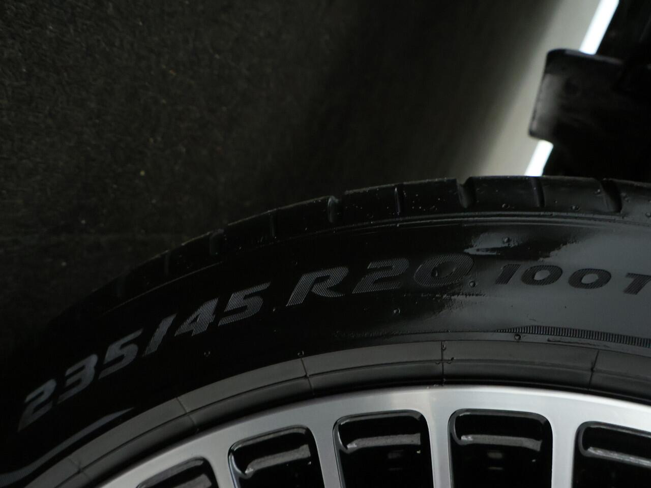 Mercedes-Benz EQB 300 4MATIC AMG Line 7p. 67 kWh | KEYLESS-GO comfort pakket | Stoelverwarming vooraan | MBUX augmented reality voor navigatie | Inclusief 48 maanden MB Certified garantie voor Europa.