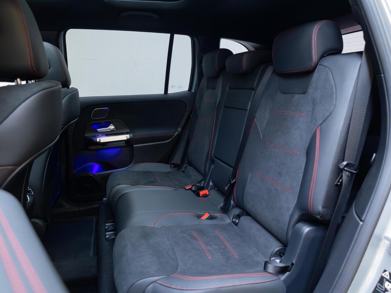 Mercedes-Benz EQB 250+ Business Solution AMG 7p. 71 kWh Panorama dak