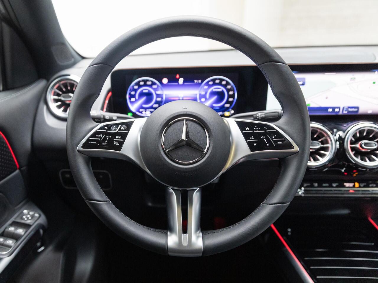 Mercedes-Benz EQB 250+ Business Line LIMITED Panorama dak