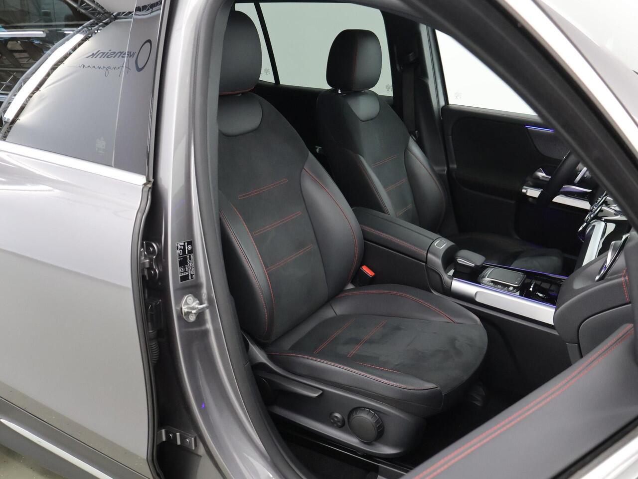 Mercedes-Benz EQB 350 4MATIC AMG Line 67 kWh | Sfeerverlichting | High Performance Led | Stoelverwarming | Apple Carplay