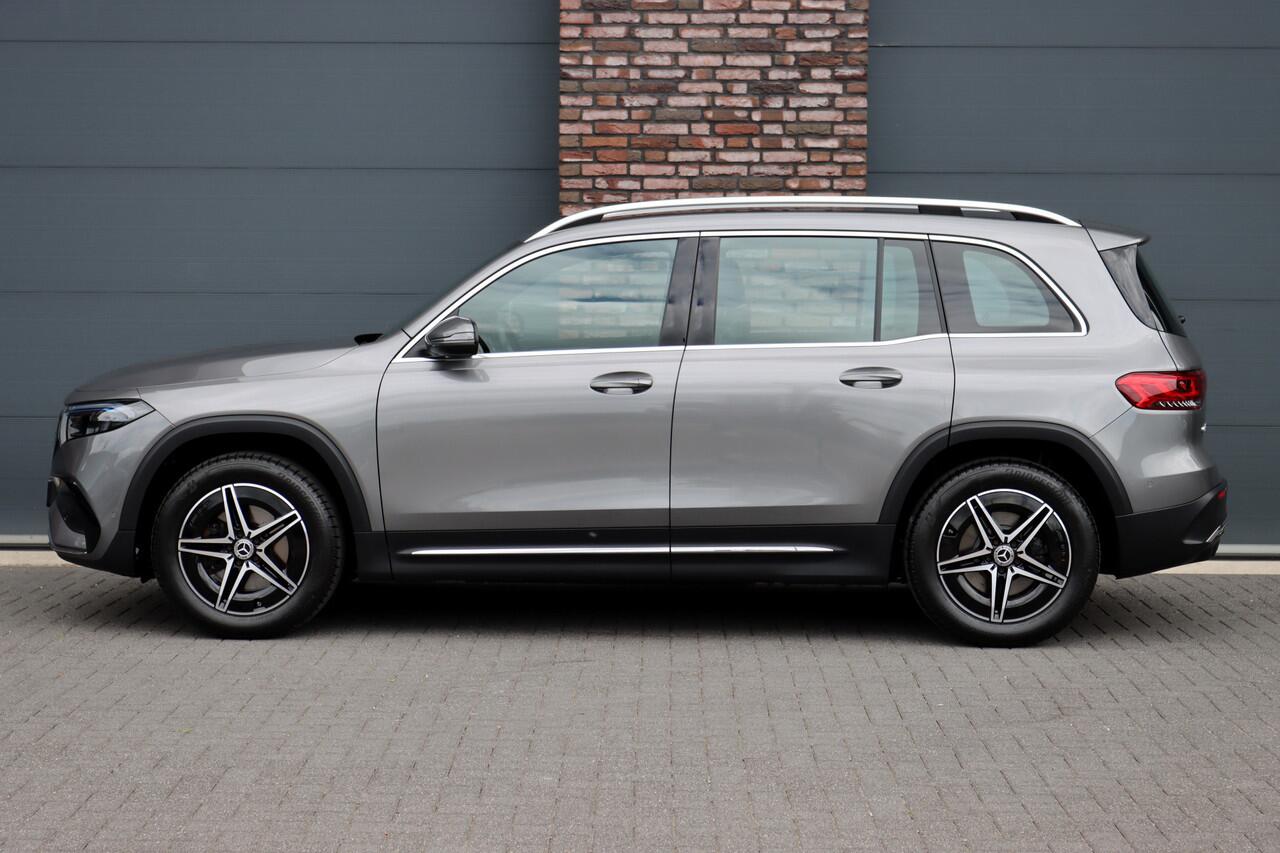 Mercedes-Benz EQB 350 4MATIC AMG Line 67 kWh | Widescreen | Dodehoekassistent | Augmented Reality | Camera | Sfeerverlichting | Zitcomfortpakket | High Perf. LED |