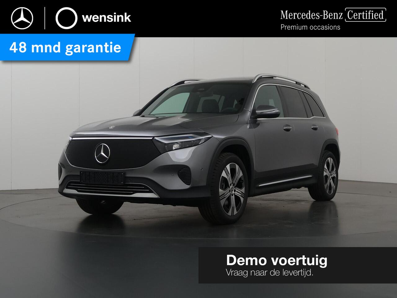 Mercedes-Benz EQB 250+ Luxury Line | Dodehoek Detectie | Panoramadak | Keyless Go | Sfeerverlichting | Stoelverwarming | Apple Carplay/Android Auto |