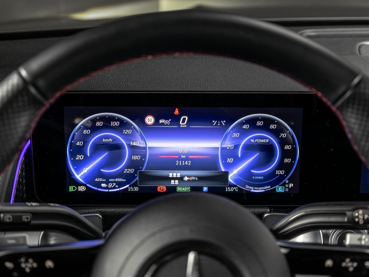 Mercedes-Benz EQB 250+ AMG Line 7p. 71 kWh Panorama dak