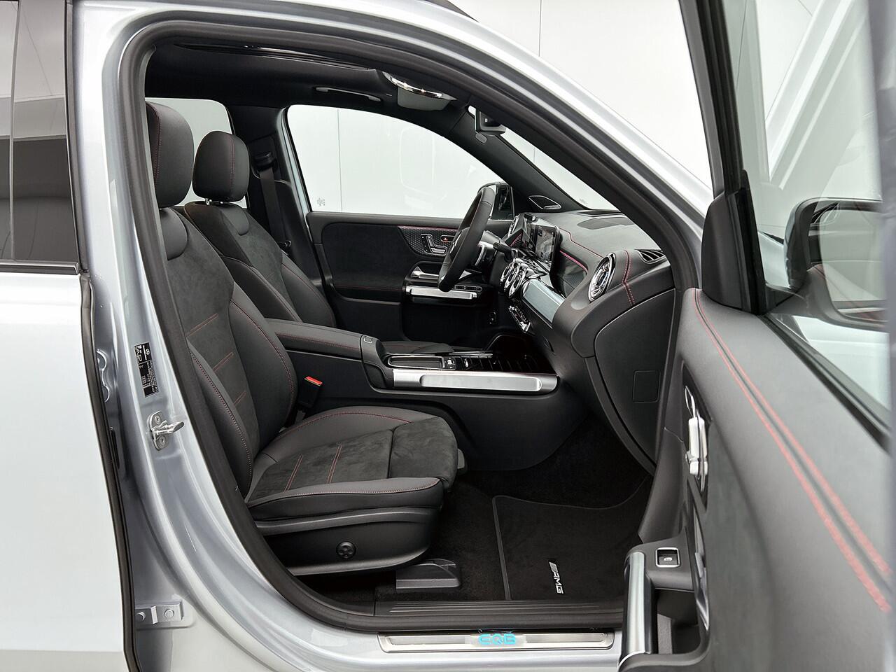 Mercedes-Benz EQB 250+ Business Solution AMG 7p. 71 kWh | Derde zitrij | Nightpakket | Smartphone integratie | Panoramaschuifdak | Memorypakket | Augmented Reality navigatie | Head-up display | 360° camera |