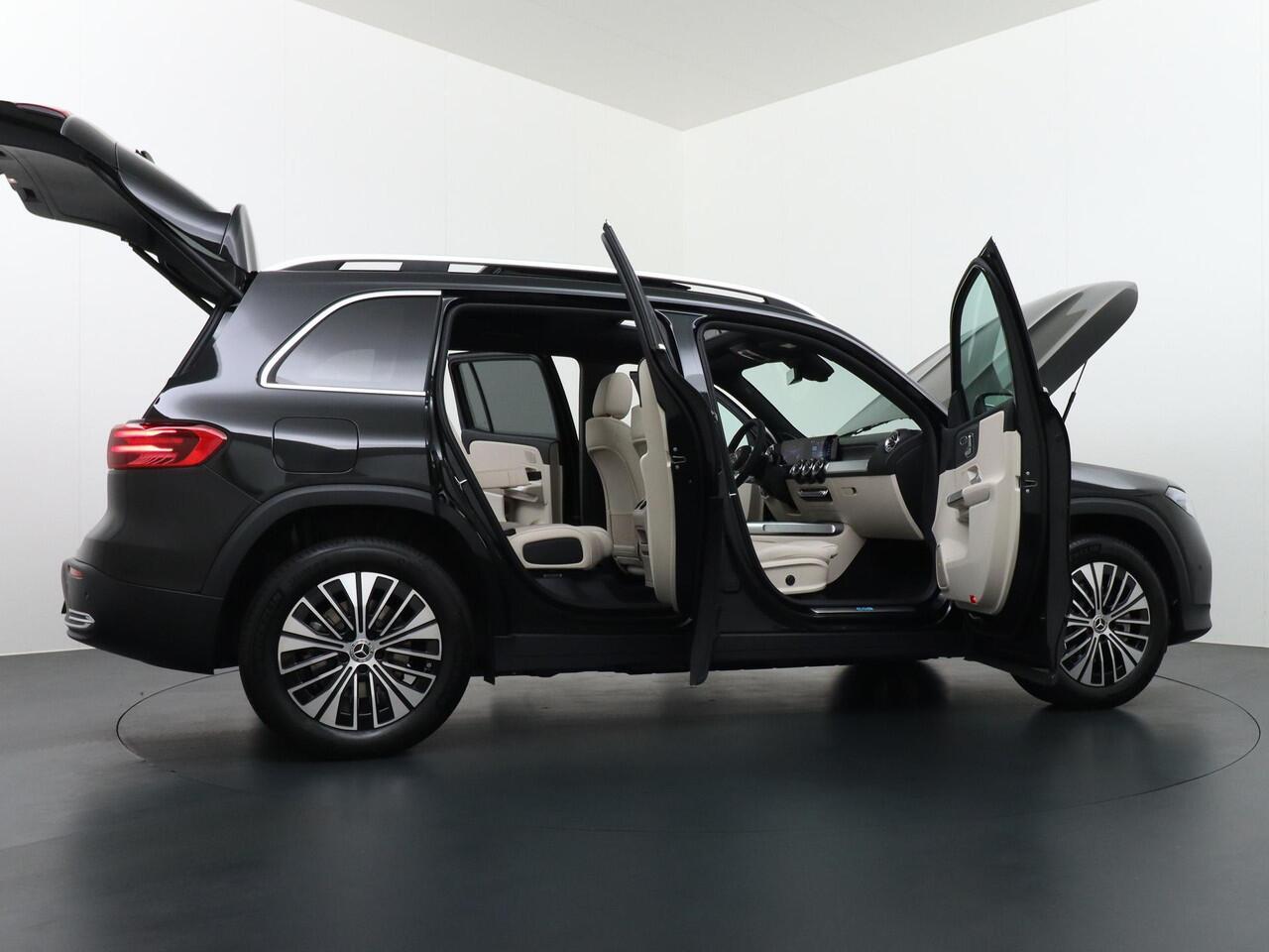 Mercedes-Benz EQB 250+ Business Solution Luxury 7pers. 71 kWh Accu | Distronic Cruise Control | Memorystoelen | 360° Camera | Panorama - Schuifdak | DAB+ Radio | Apple Carplay & Android Auto | Stuurwielverwarming