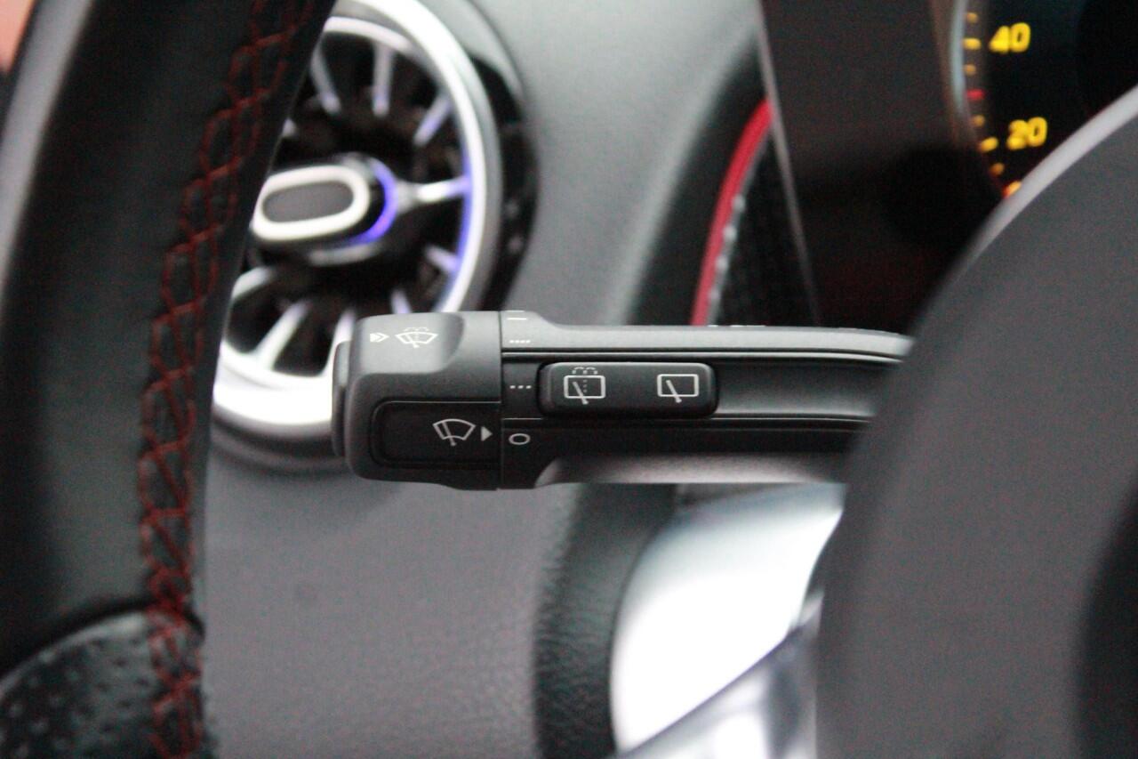 Mercedes-Benz EQB 250 AMG Line | Camera | Carplay | Sfeer |