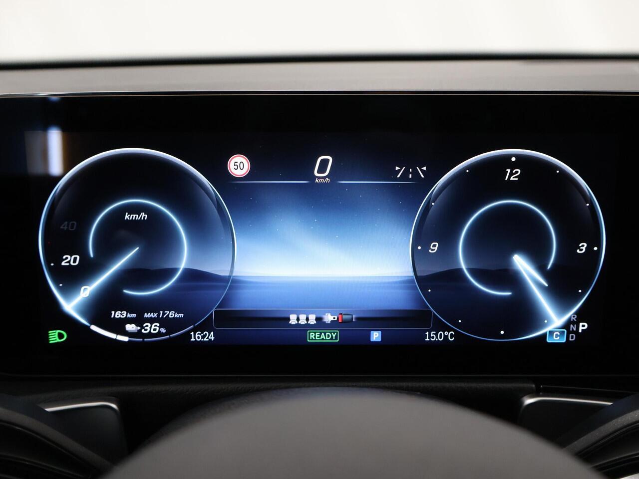 Mercedes-Benz EQB 250+ AMG Line 71 kWh l Nightpakket l Panoramadak