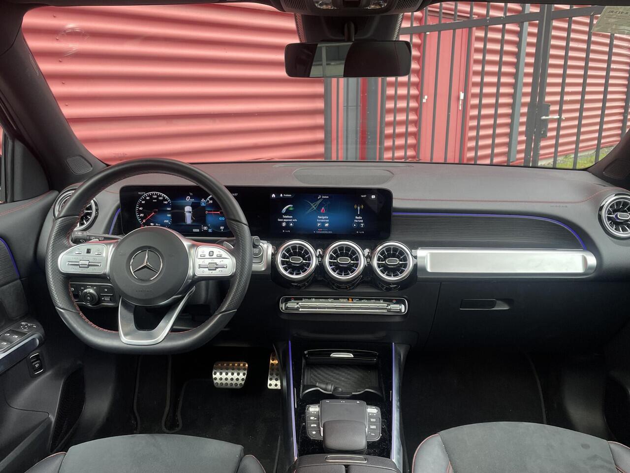 Mercedes-Benz EQB 250 AMG | Panoramadak | Night Pakket | Cruise Control