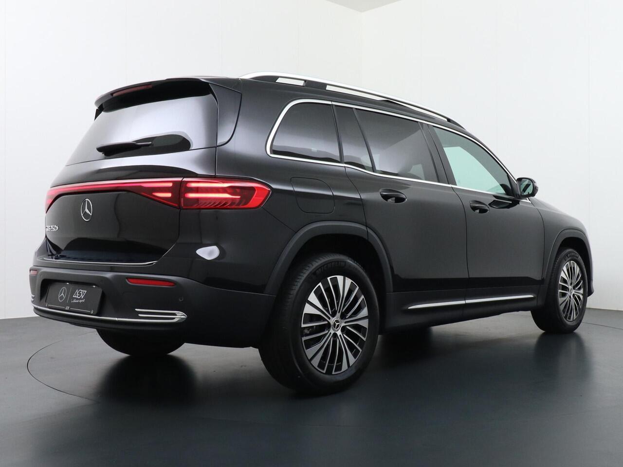 Mercedes-Benz EQB 250+ Business Solution Luxury 7pers. 71 kWh Accu | Distronic Cruise Control | Apple Carplay & Android Auto | Panorama - Schuifdak | 360° Camera | Stuurwiel Verwarmd | DAB+ Radio