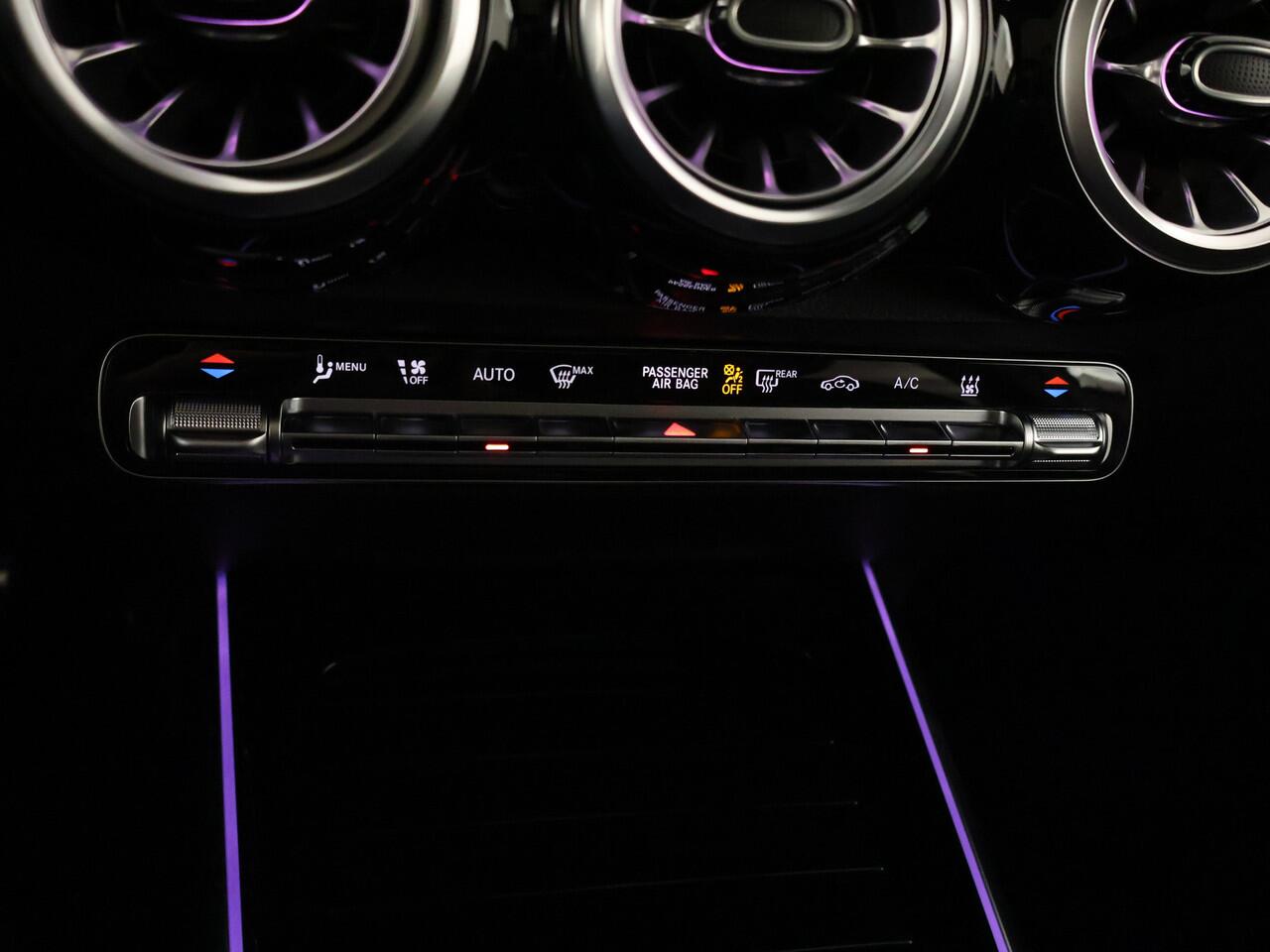 Mercedes-Benz EQB 250+ AMG Line 71 kWh | Head-up display | Parkeerpakket met 360°-camera | KEYLESS-GO comfort pakket | Burmester Surround Sound systeem | EASY PACK achterklep | Extra USB-poorten |