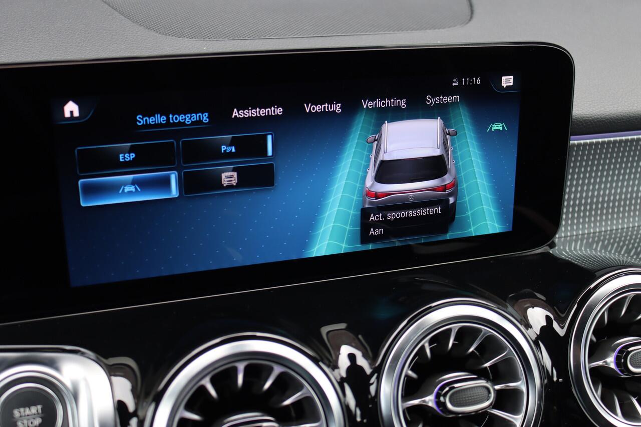 Mercedes-Benz EQB 300 4MATIC Luxury Line 67 kWh | Dodehoekassistent | Camera | Vario-achterbank | Apple Carplay/Android Auto | High Perf. LED | Zitcomfortpakket | Stoelverwarming |