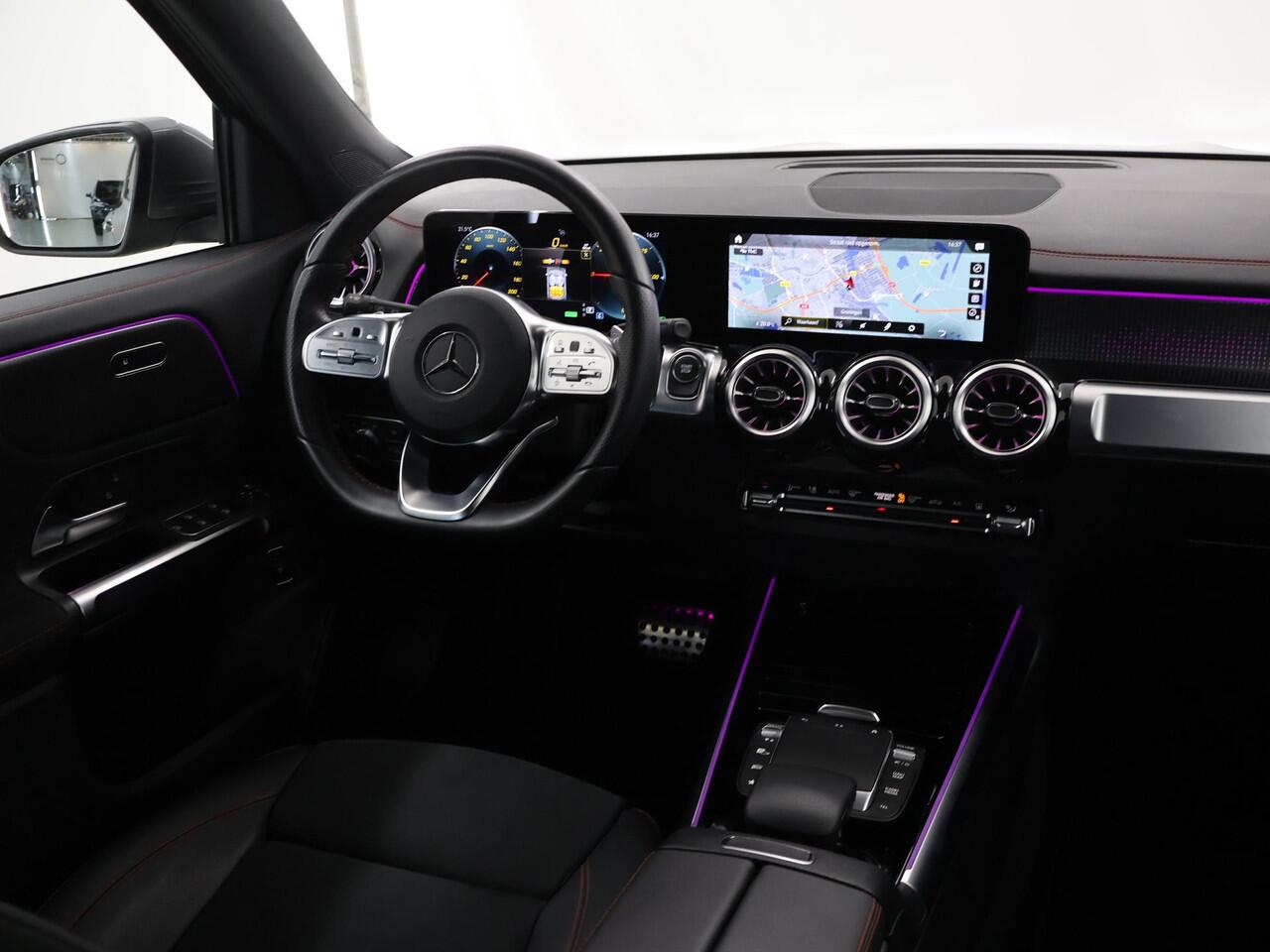 Mercedes-Benz EQB 250 AMG Line 71 kWh | Augmented reality | Stoelverwarming | Elektrische achterklep |