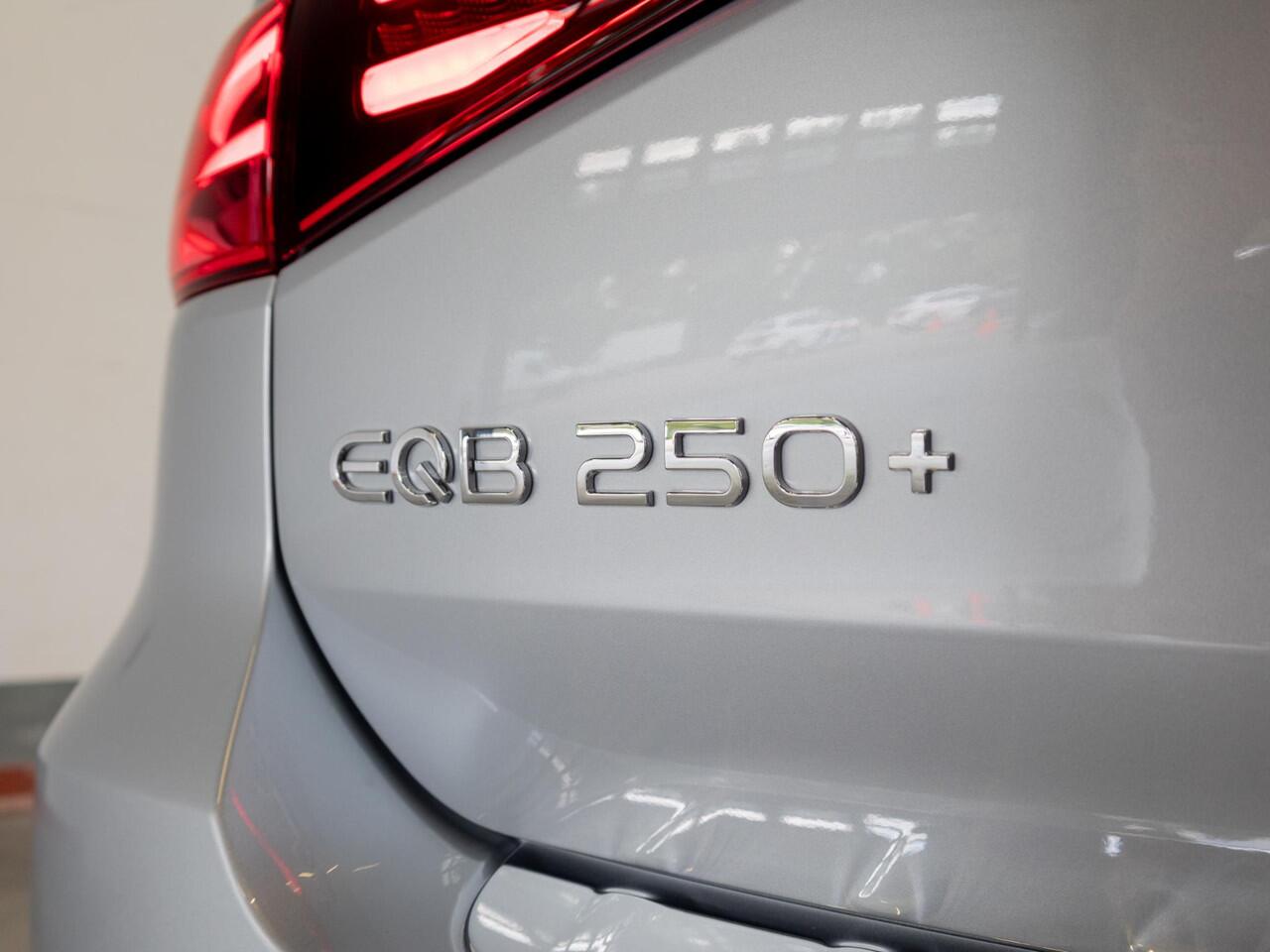 Mercedes-Benz EQB 250+ Business Solution AMG 71 kWh