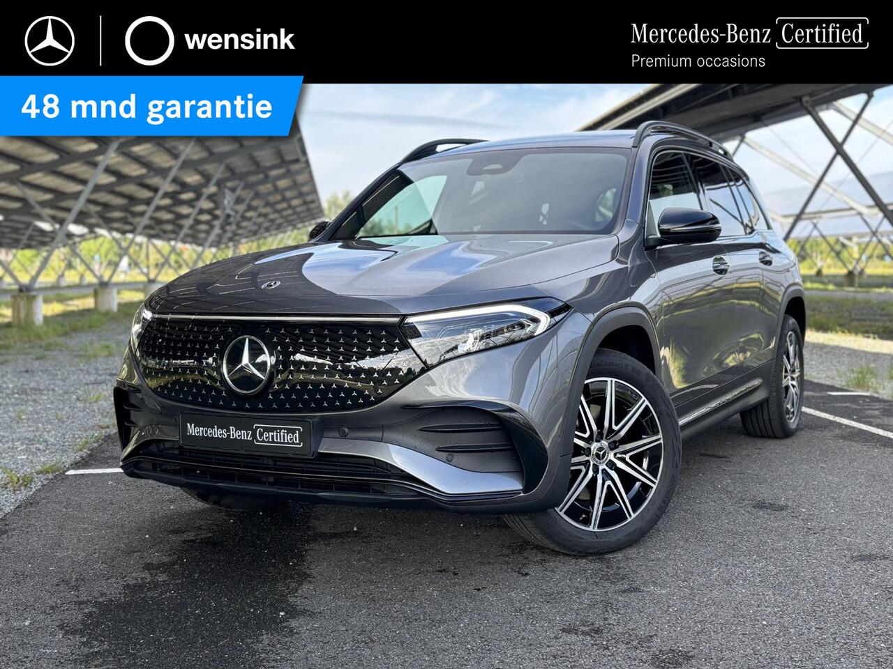 Mercedes-Benz EQB 250+ AMG Line 71 kWh | Night | Facelift | Panoramadak | Sfeerverlichting | Parkeercamera | Stoelverwarming |