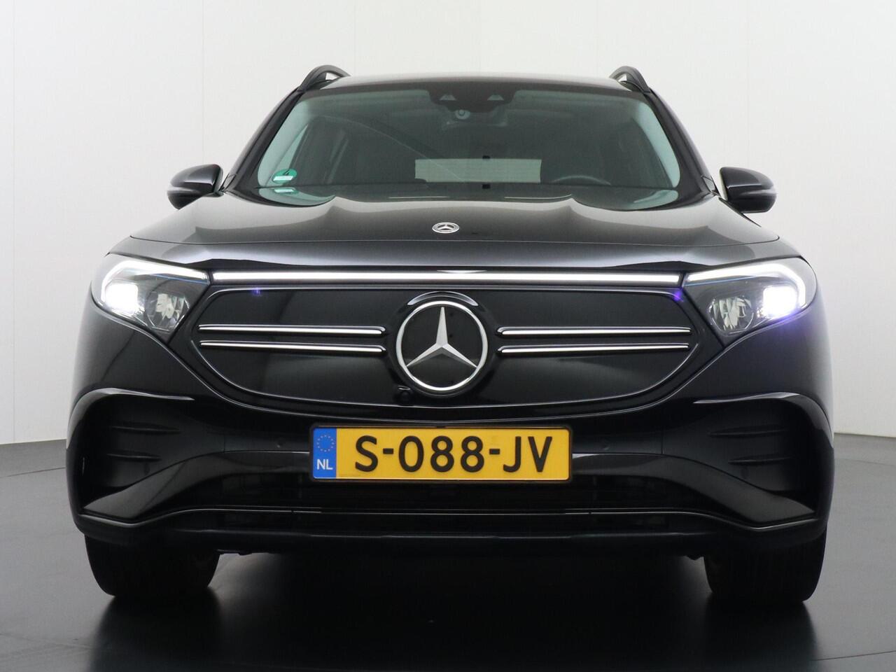 Mercedes-Benz EQB 300 4MATIC AMG Line 67 kWh CAMERA | PANO | RIJKLAARPRIJS INCL. 12 MND. BOVAGGARANTIE