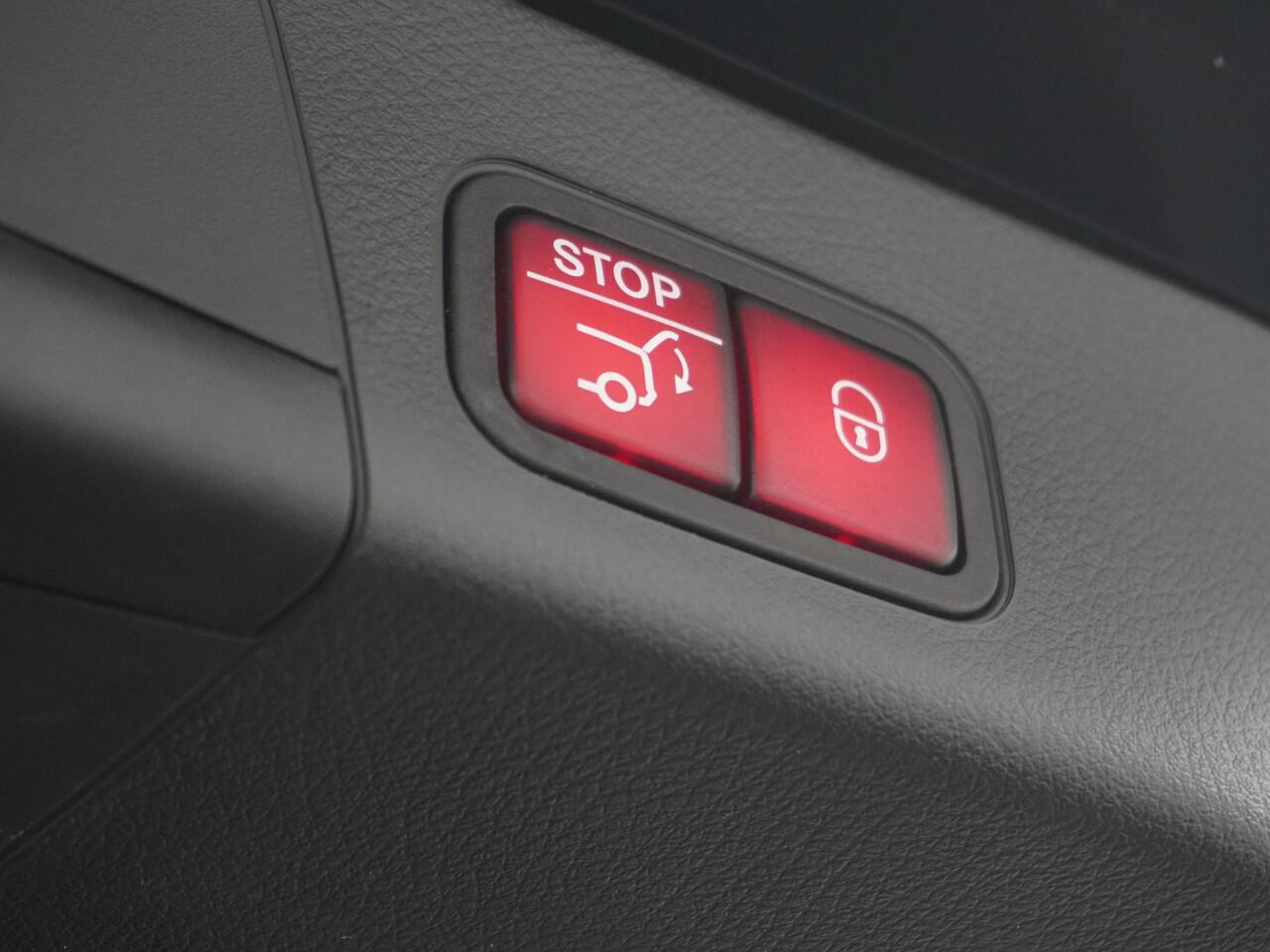 Mercedes-Benz EQB 250 AMG Line 7p. 67 kWh SOH 96% PANORAMADAK | ELECTR STOELEN+geheugen | AMBILIGHT | ADAPTIVE CRUISE | HEAD UP | MEGA COMPLEET!