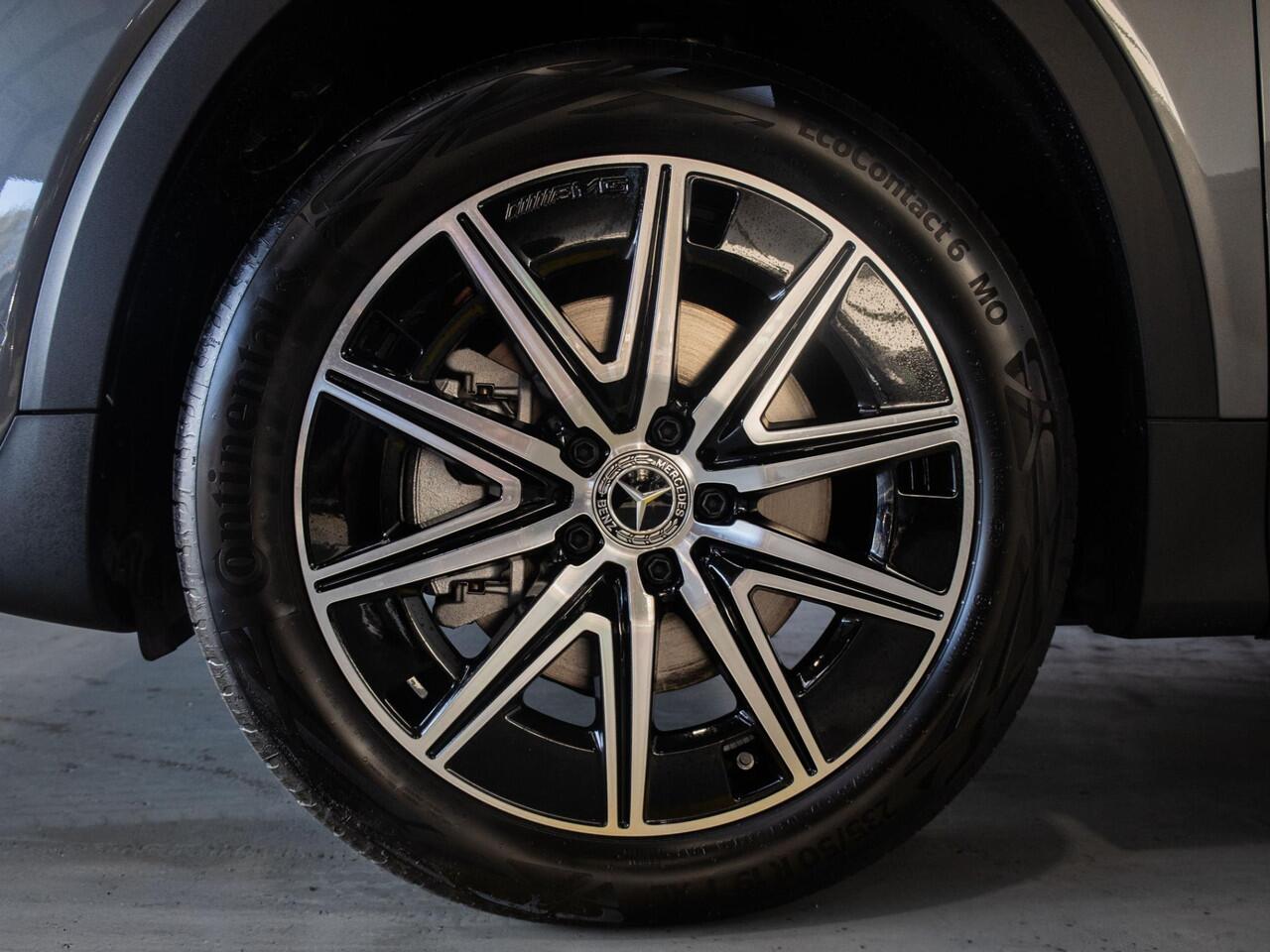 Mercedes-Benz EQB 250+ Business Solution AMG 71 kWh Panorama dak