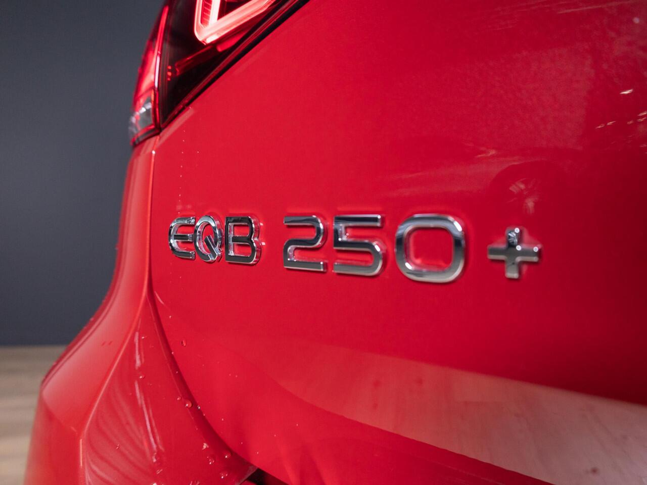 Mercedes-Benz EQB 250+ Business Edition 7p. 71 kWh