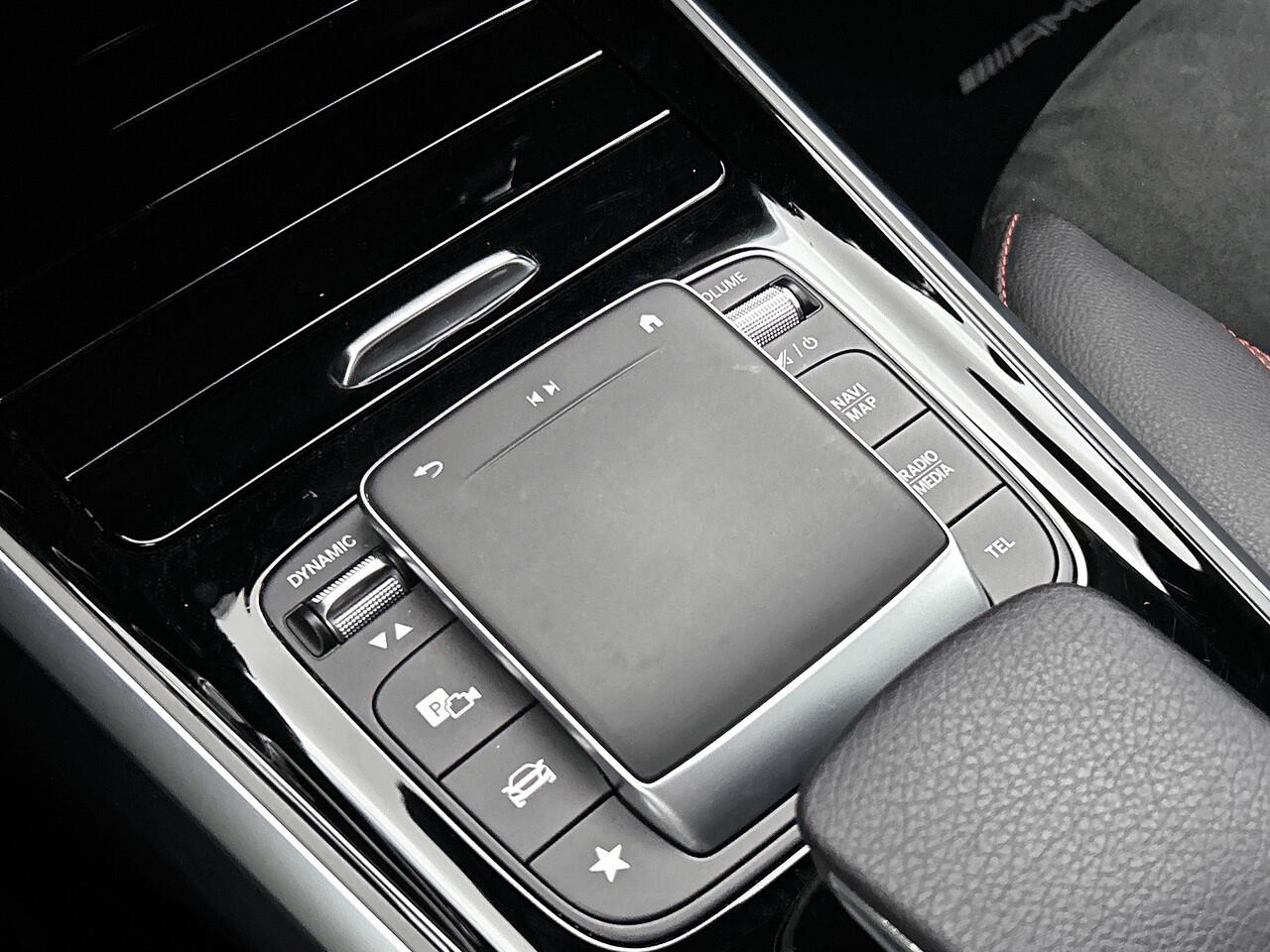 Mercedes-Benz EQB 300 4MATIC AMG Line 67 kWh AMG Line | Stoelverwarming | Ledkoplampen | Achteruitrijcamera | Sfeerverlichting | Dodehoek Assist. Inclusief 24 maanden MB Certified garantie voor Europa.