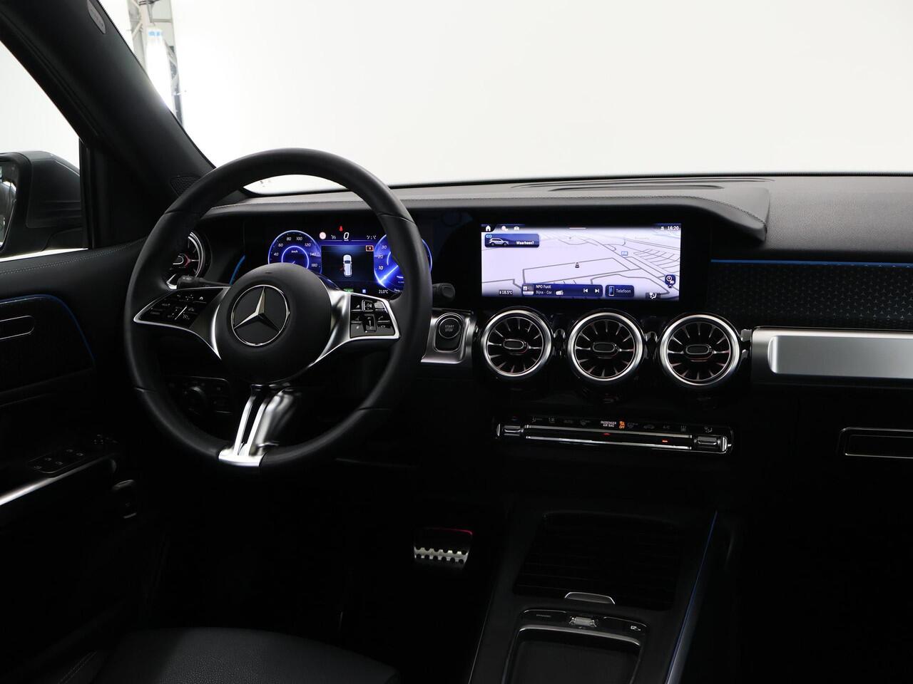 Mercedes-Benz EQB 250+ Business Line 7persoons 71 kWh | Panoramadak | Sfeerverlichting | Stoelverwarming |