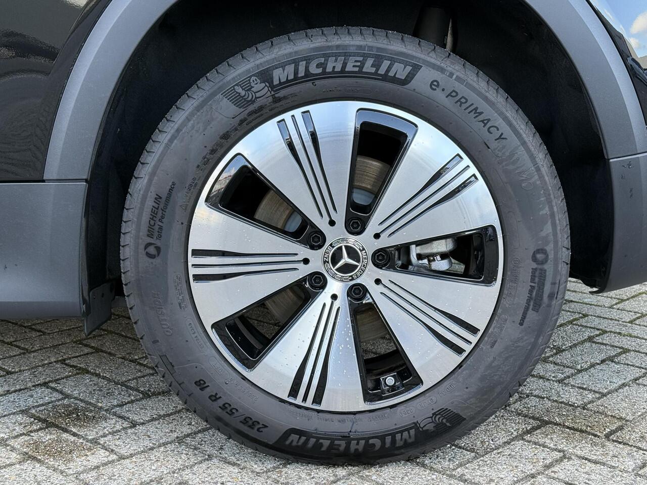 Mercedes-Benz EQB 250+ Essential Line 71 kWh