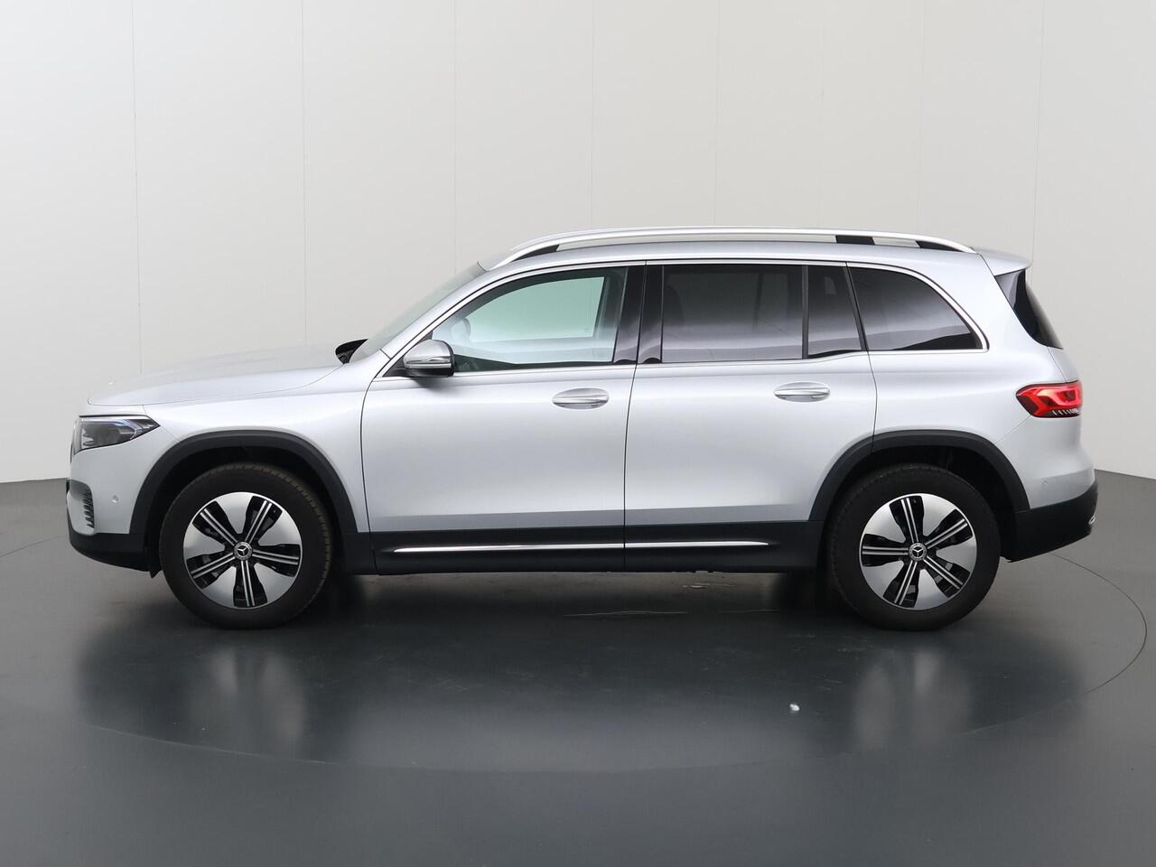 Mercedes-Benz EQB 250 Business Line 7persoons 67 kWh | Stoelverwarming | LED koplampen | Dakrails | Achteruitrijcamera |