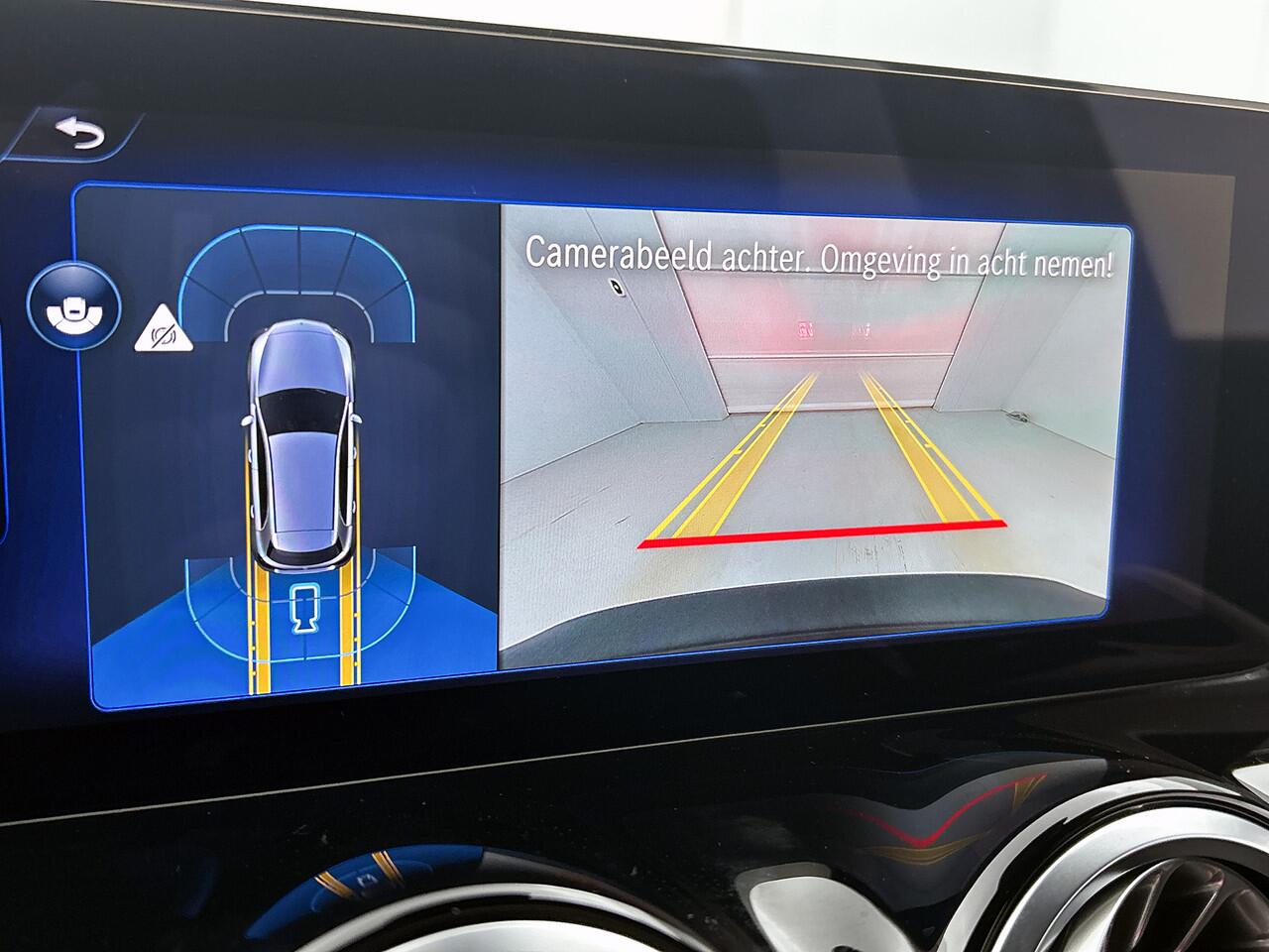 Mercedes-Benz EQB 250+ Business Solution 71 kWh | Widescreen display | Parkeerpakket met achteruitrijcamera | EASY PACK achterklep | Zitcomfortpakket | Extra USB-poorten | Verwarmde stoelen vooraan | Sfeerverlichting | Licht- en zicht pakket |