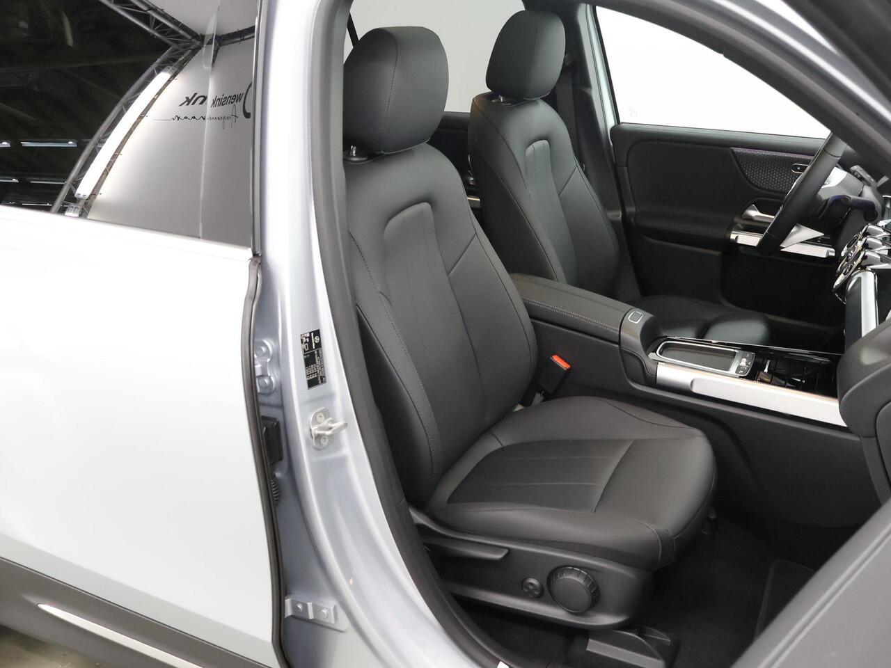 Mercedes-Benz EQB 250+ Luxury Line 71 kWh | Panoramadak | Privacy Glass | Keyless |